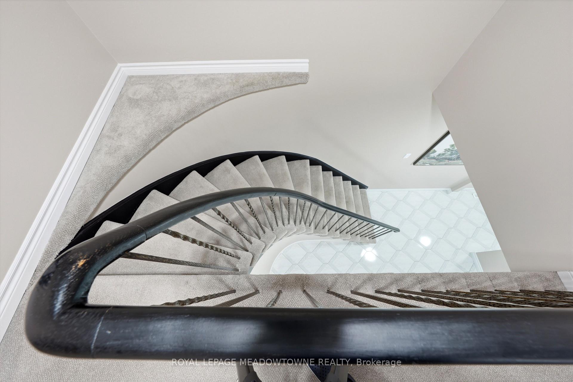 Photo 24 of 3089 Plum Tree Crescent, Mississauga, Meadowvale — HOMEH