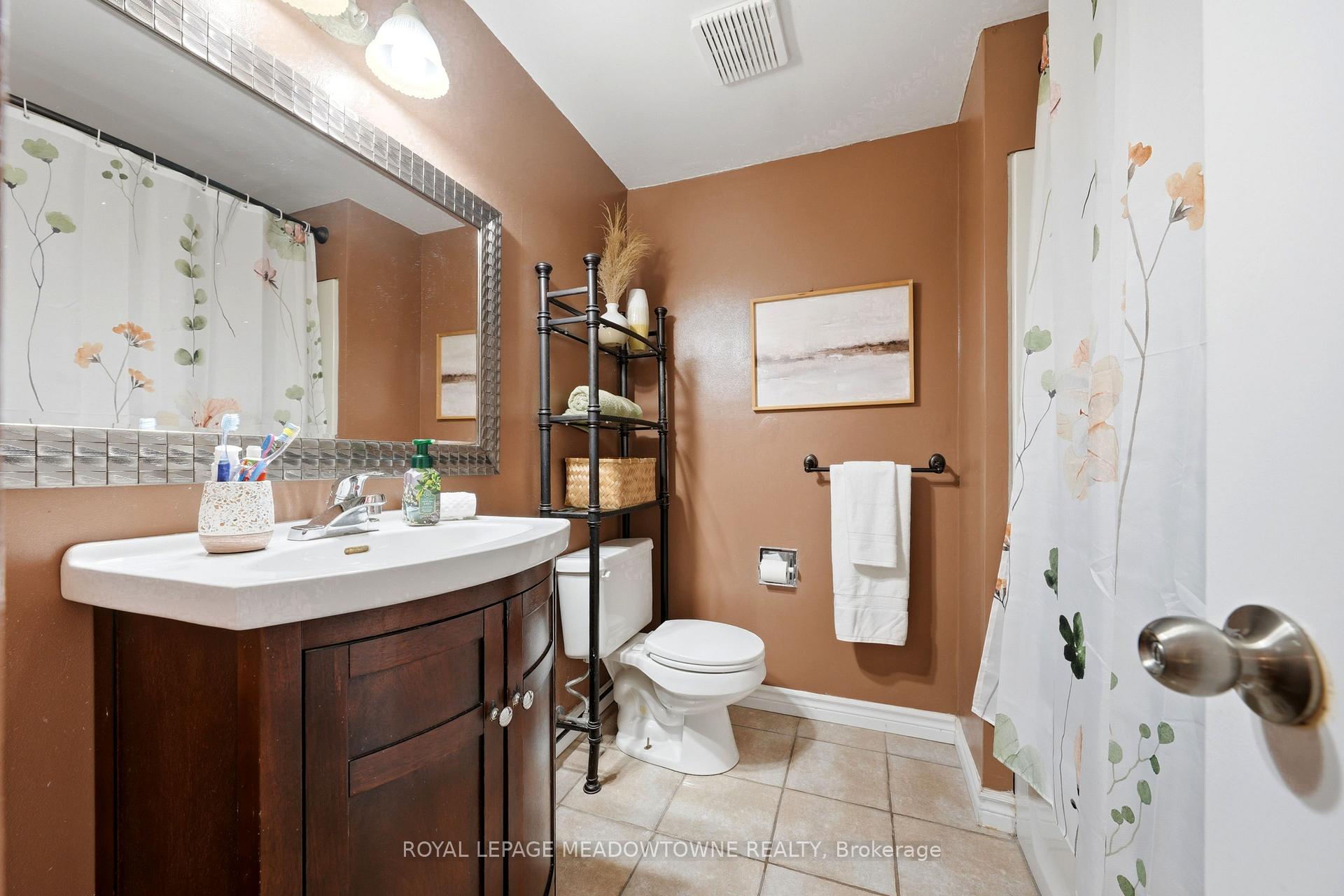 Photo 34 of 3089 Plum Tree Crescent, Mississauga, Meadowvale — HOMEH