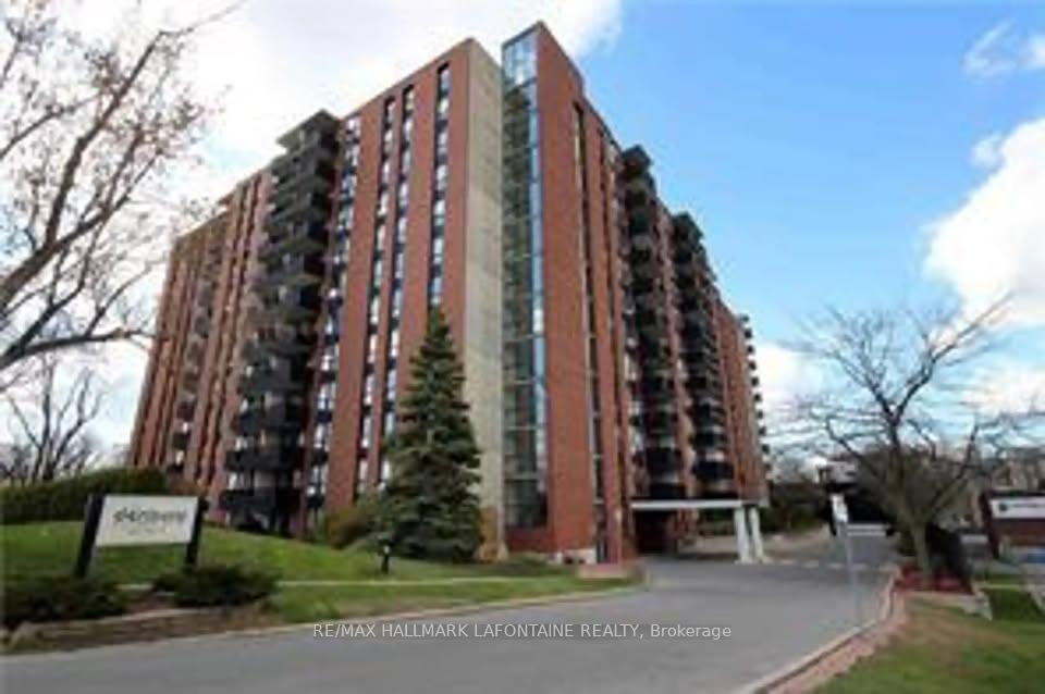 Photo of Unit 812, 2951 Riverside Drive