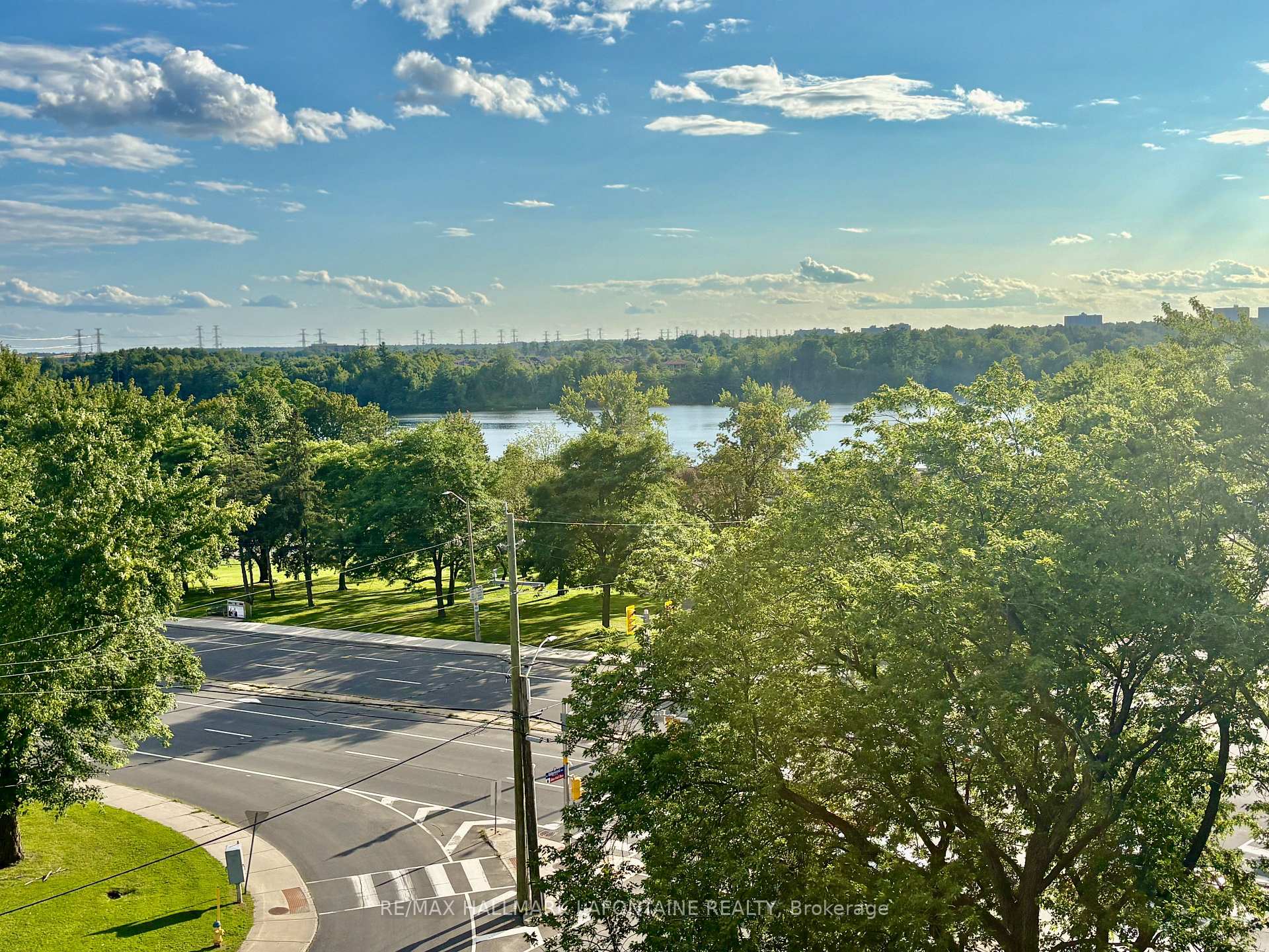 Photo 17 of Unit 812, 2951 Riverside Drive, Ottawa, Mooneys Bay/Riverside Park — HOMEH
