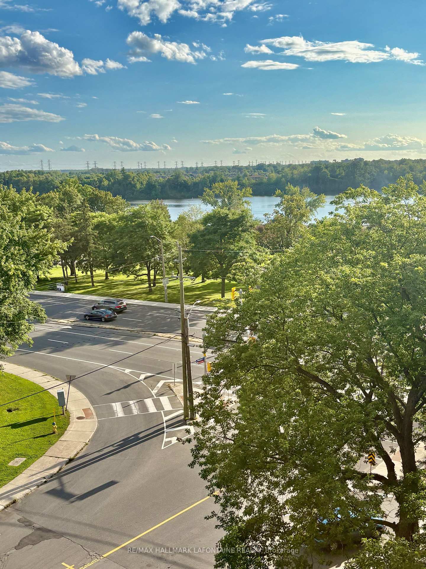 Photo 18 of Unit 812, 2951 Riverside Drive, Ottawa, Mooneys Bay/Riverside Park — HOMEH