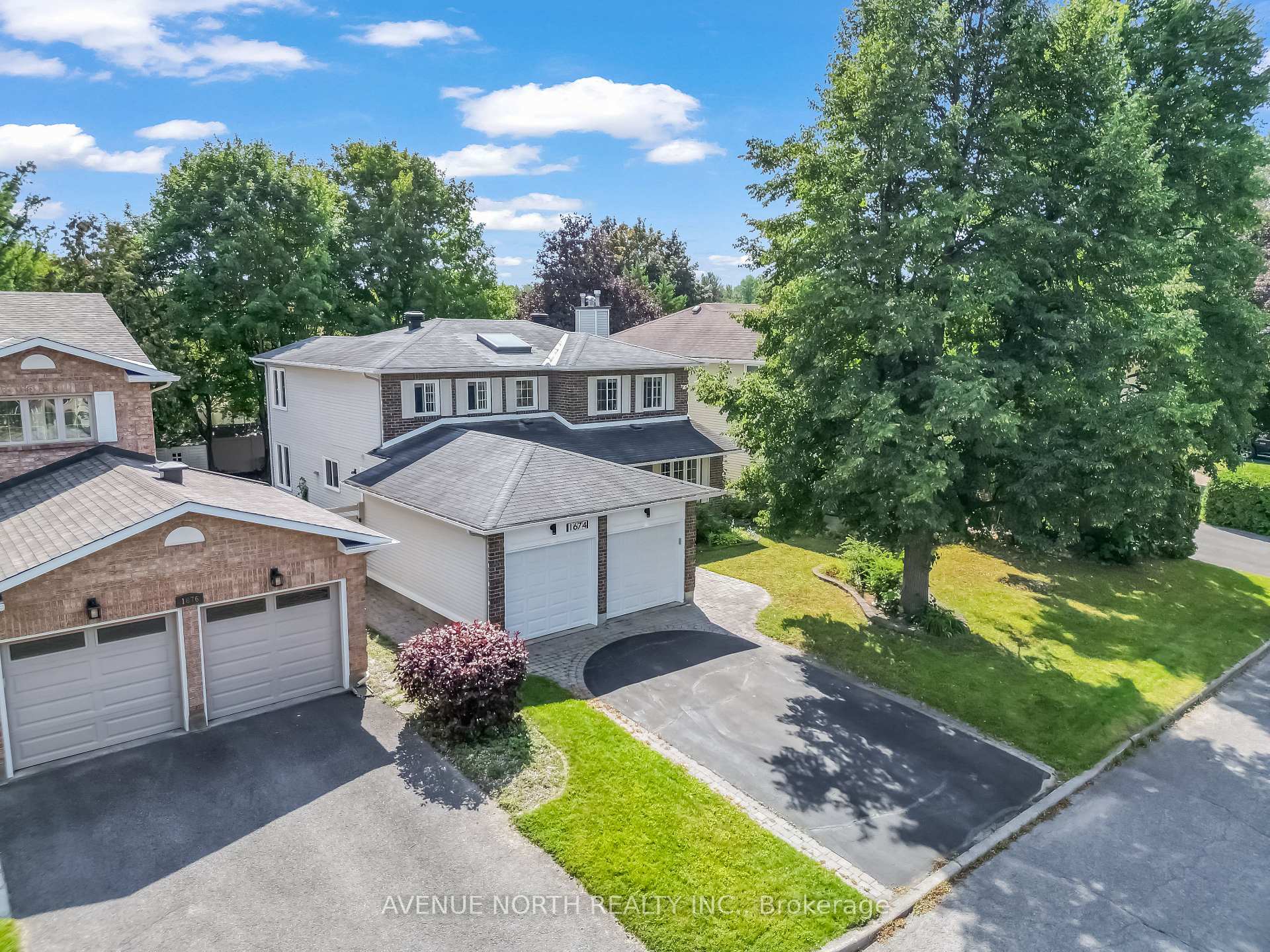 Photo 2 of 1674 Sansonnet Street S, Ottawa, Chapel Hill — HOMEH