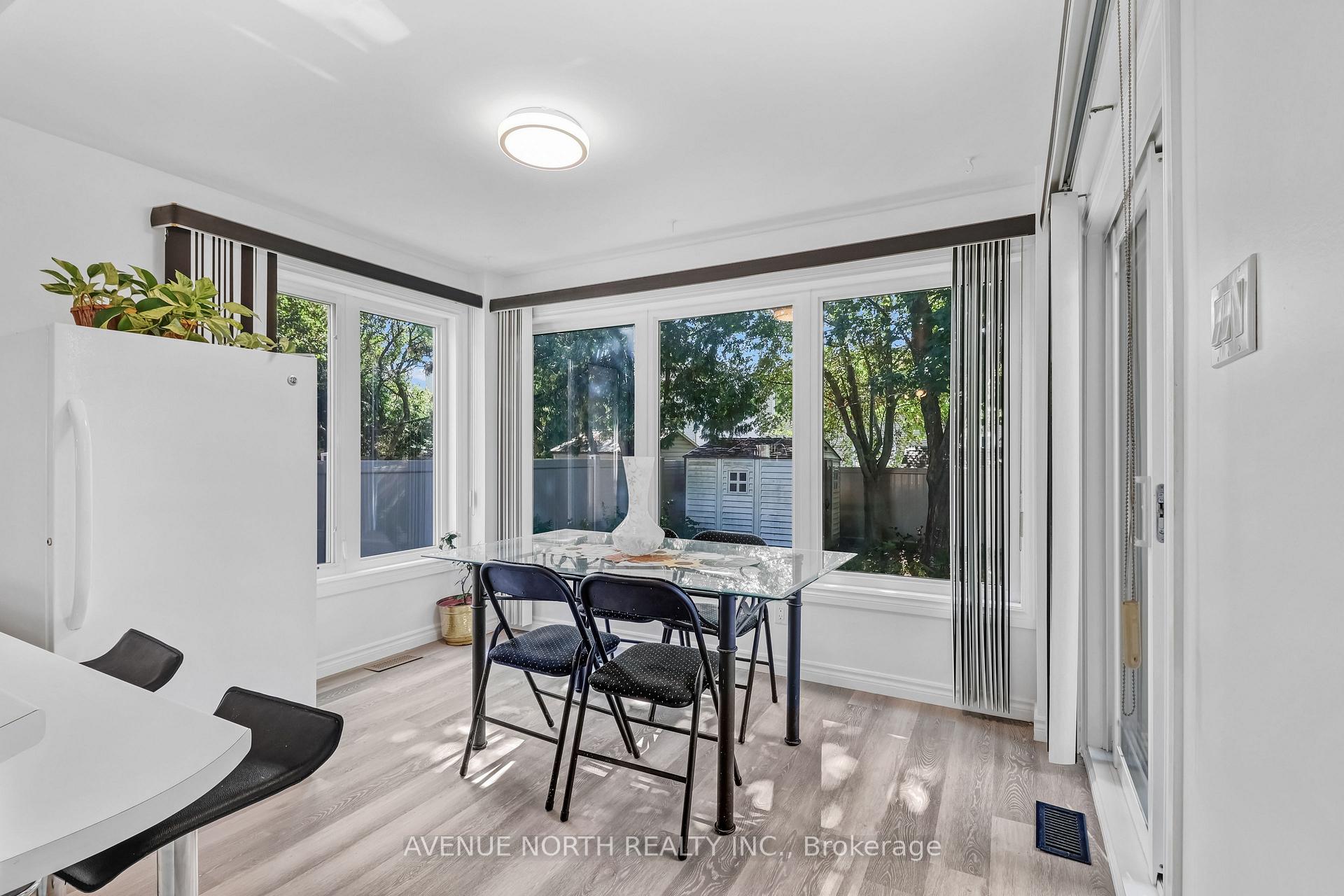Photo 15 of 1674 Sansonnet Street S, Ottawa, Chapel Hill — HOMEH