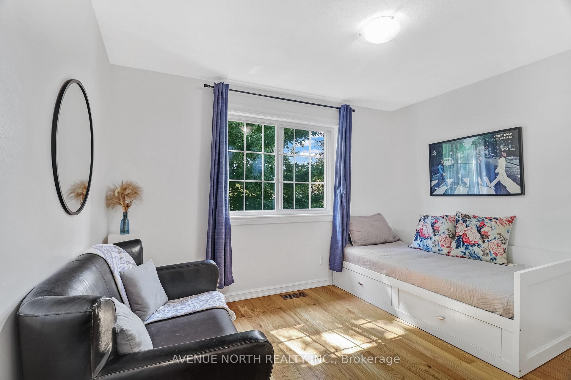 Photo 25 of 1674 Sansonnet Street S, Ottawa, Chapel Hill — HOMEH