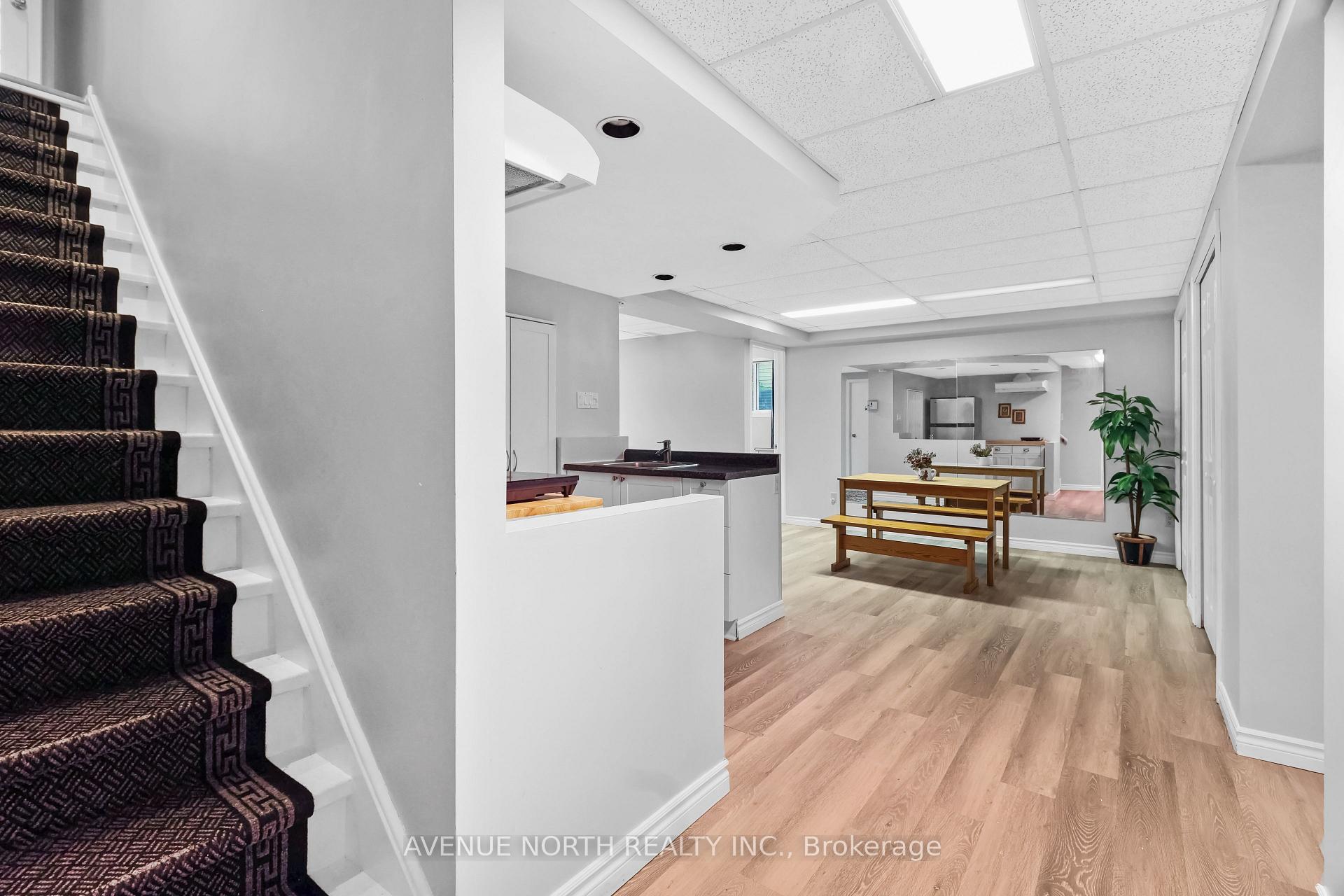 Photo 30 of 1674 Sansonnet Street S, Ottawa, Chapel Hill — HOMEH