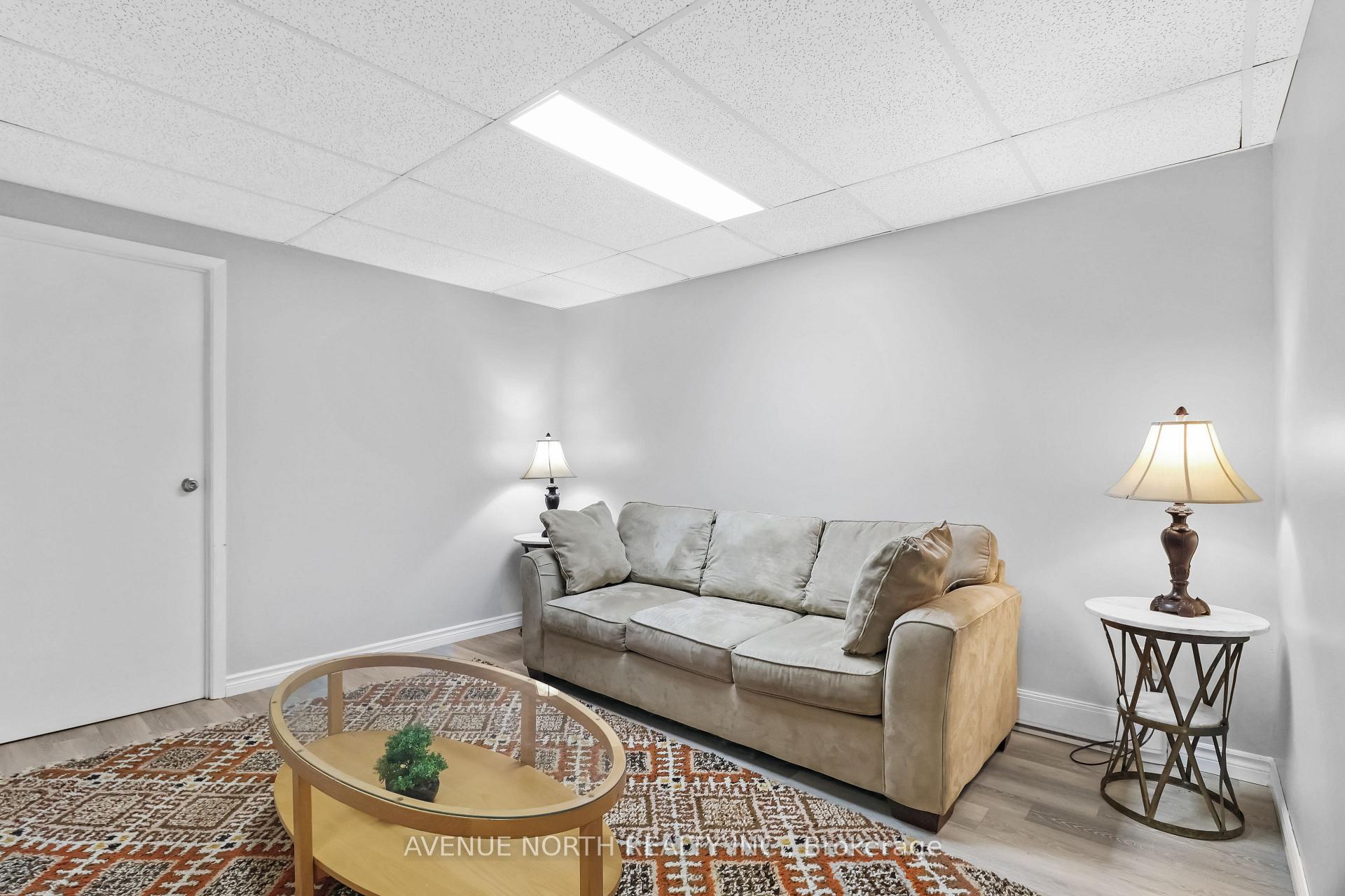 Photo 33 of 1674 Sansonnet Street S, Ottawa, Chapel Hill — HOMEH