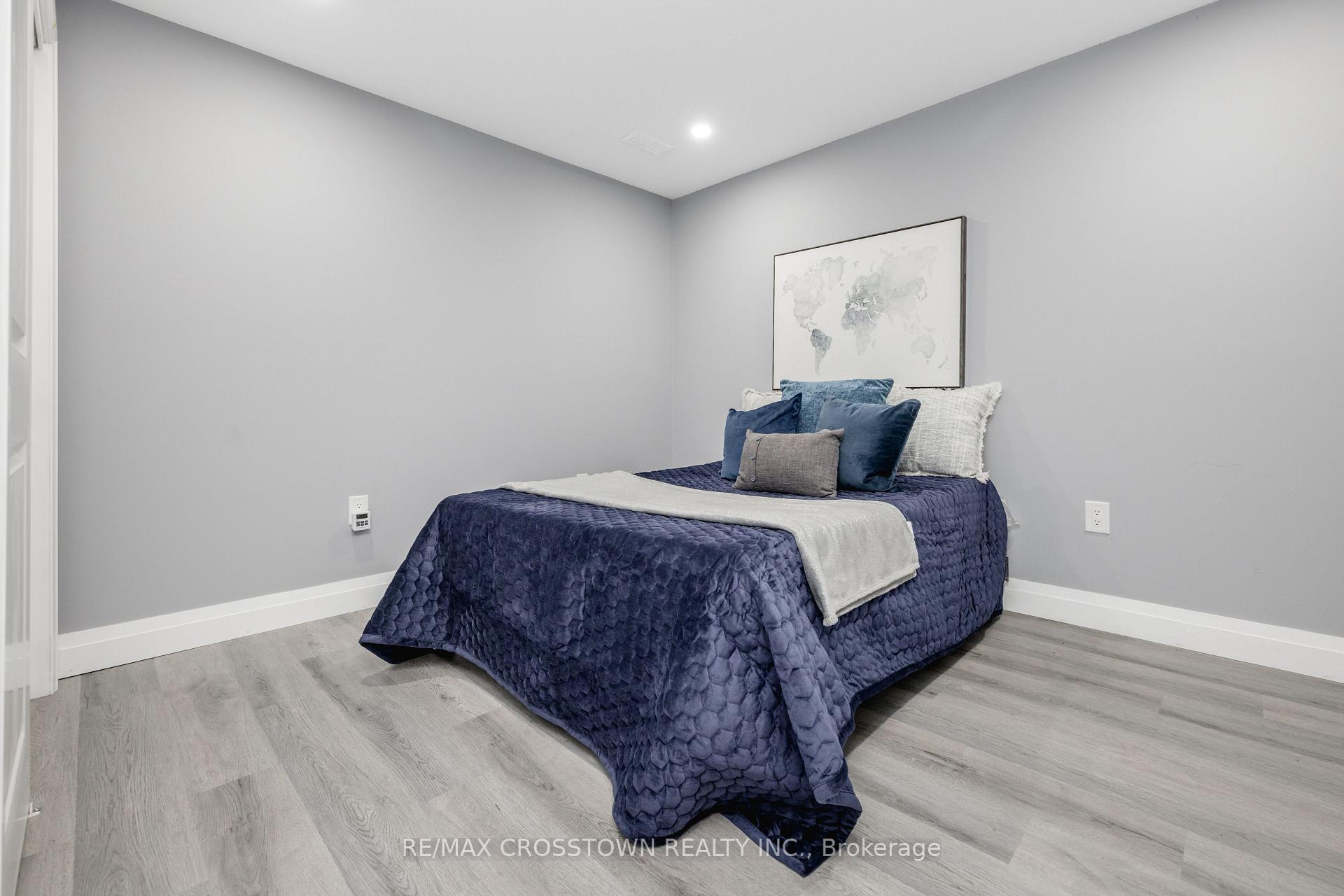 Photo 45 of 89 Sovereign's Gate, Barrie, Innis-Shore — HOMEH