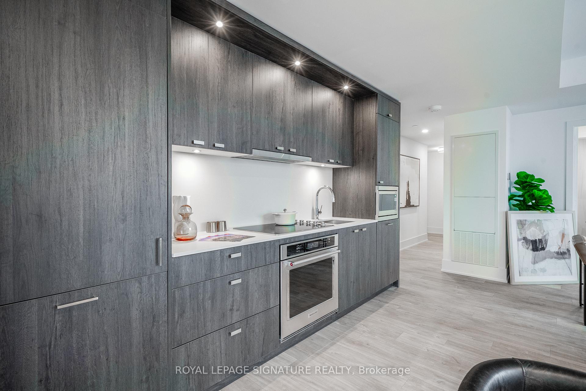 Photo 10 of Unit 613, 115 Denison Avenue, Toronto, Kensington-Chinatown — HOMEH