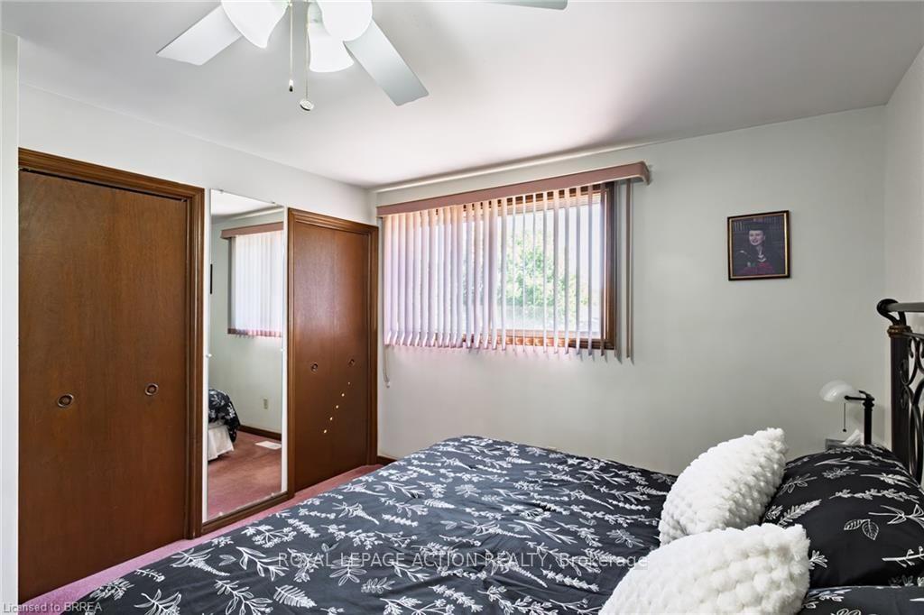 Photo 26 of 20 Wildflower Lane, Brantford, Fairview - Brantford — HOMEH
