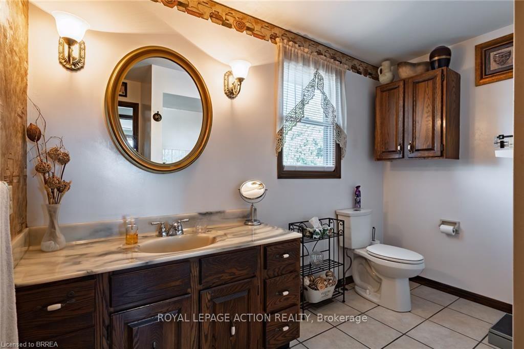 Photo 27 of 20 Wildflower Lane, Brantford, Fairview - Brantford — HOMEH