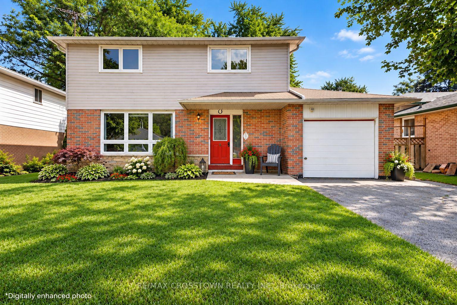 Photo 2 of 63 Adeline Avenue, New Tecumseth, Tottenham — HOMEH