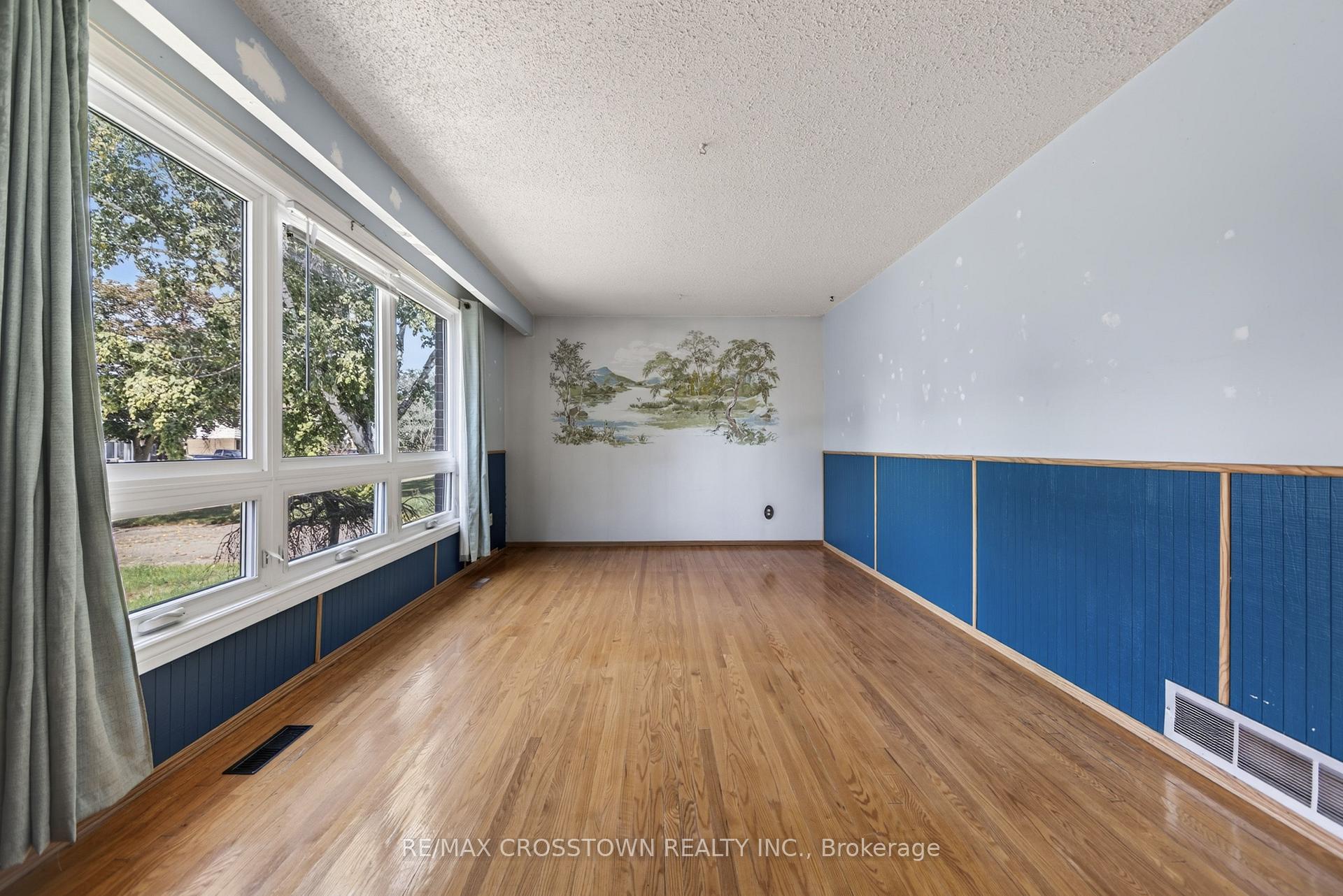 Photo 11 of 63 Adeline Avenue, New Tecumseth, Tottenham — HOMEH