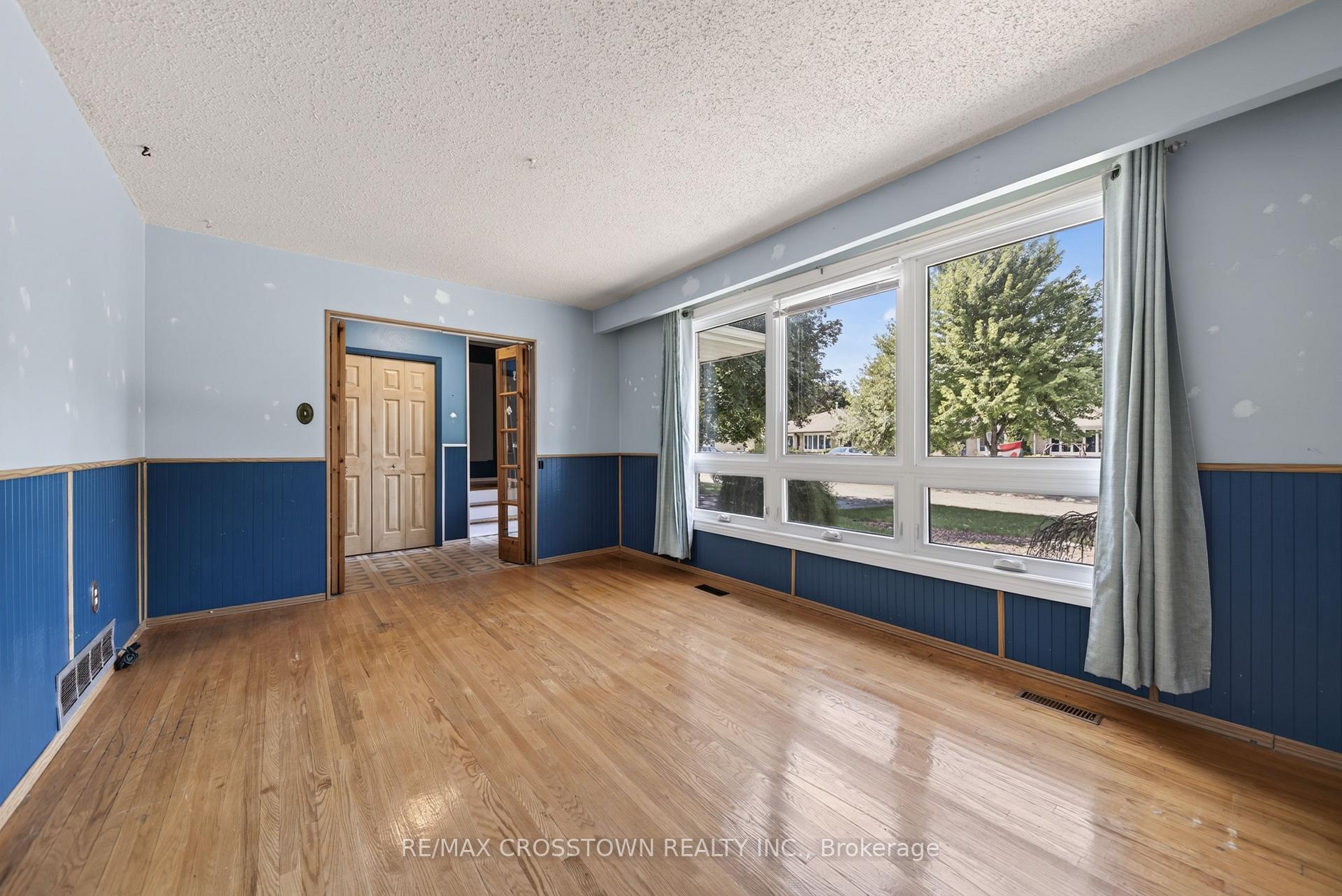 Photo 15 of 63 Adeline Avenue, New Tecumseth, Tottenham — HOMEH