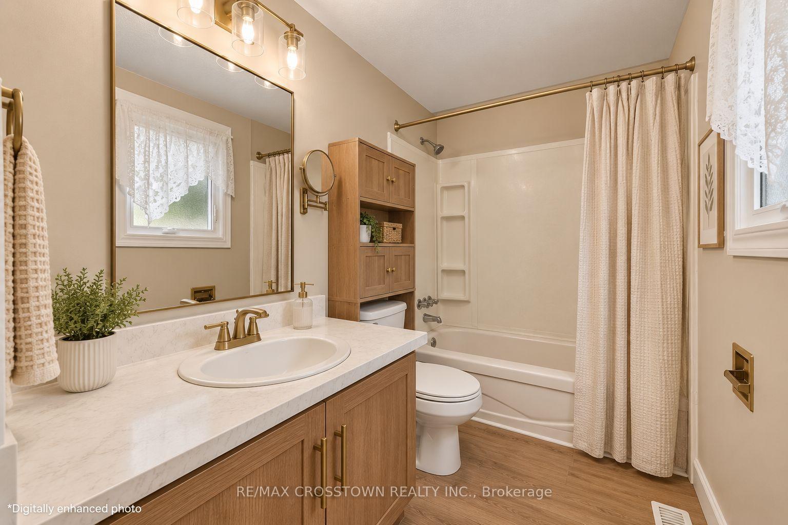 Photo 34 of 63 Adeline Avenue, New Tecumseth, Tottenham — HOMEH