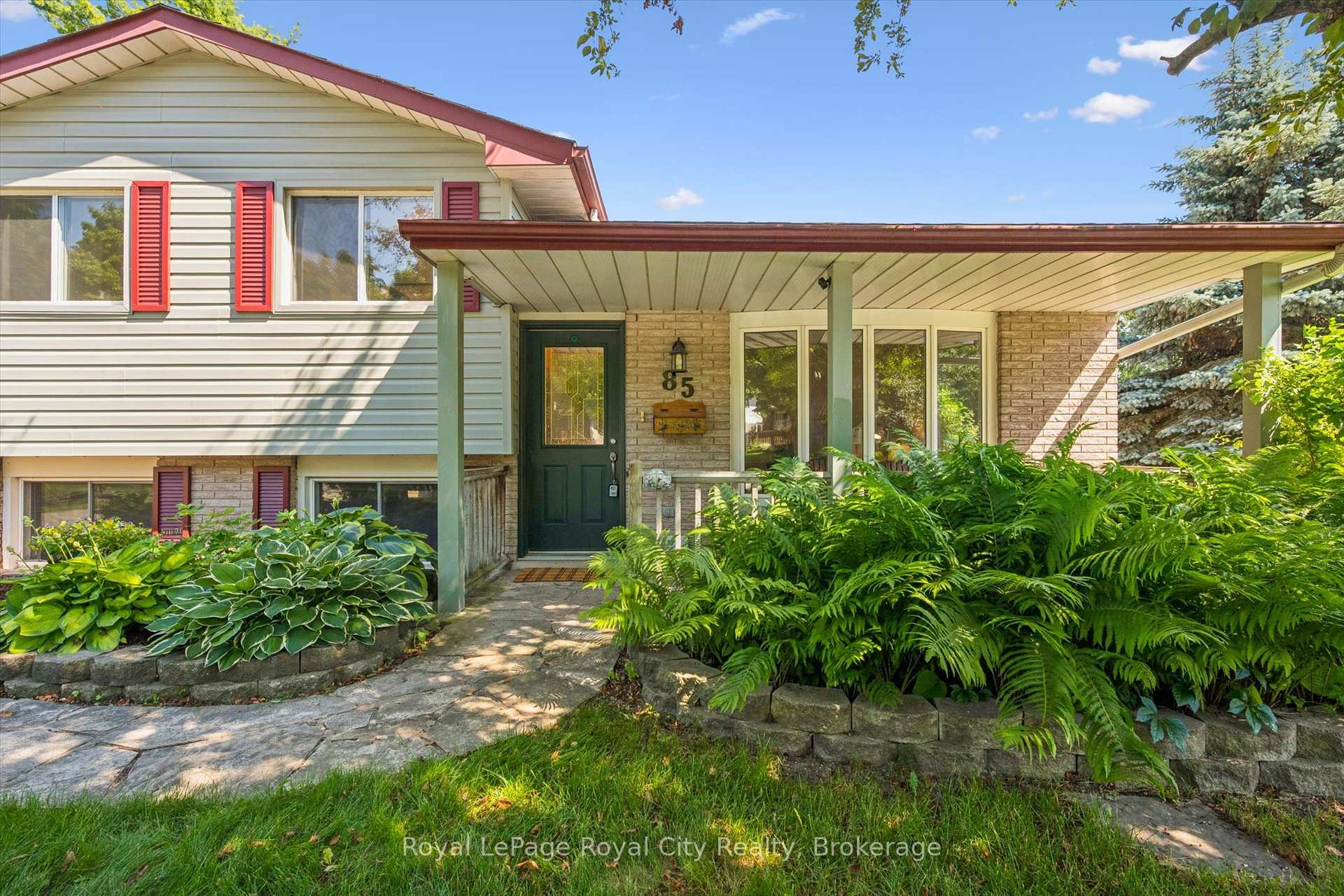 Photo 2 of 85 Sleeman Avenue, Guelph, Junction/Onward Willow — HOMEH