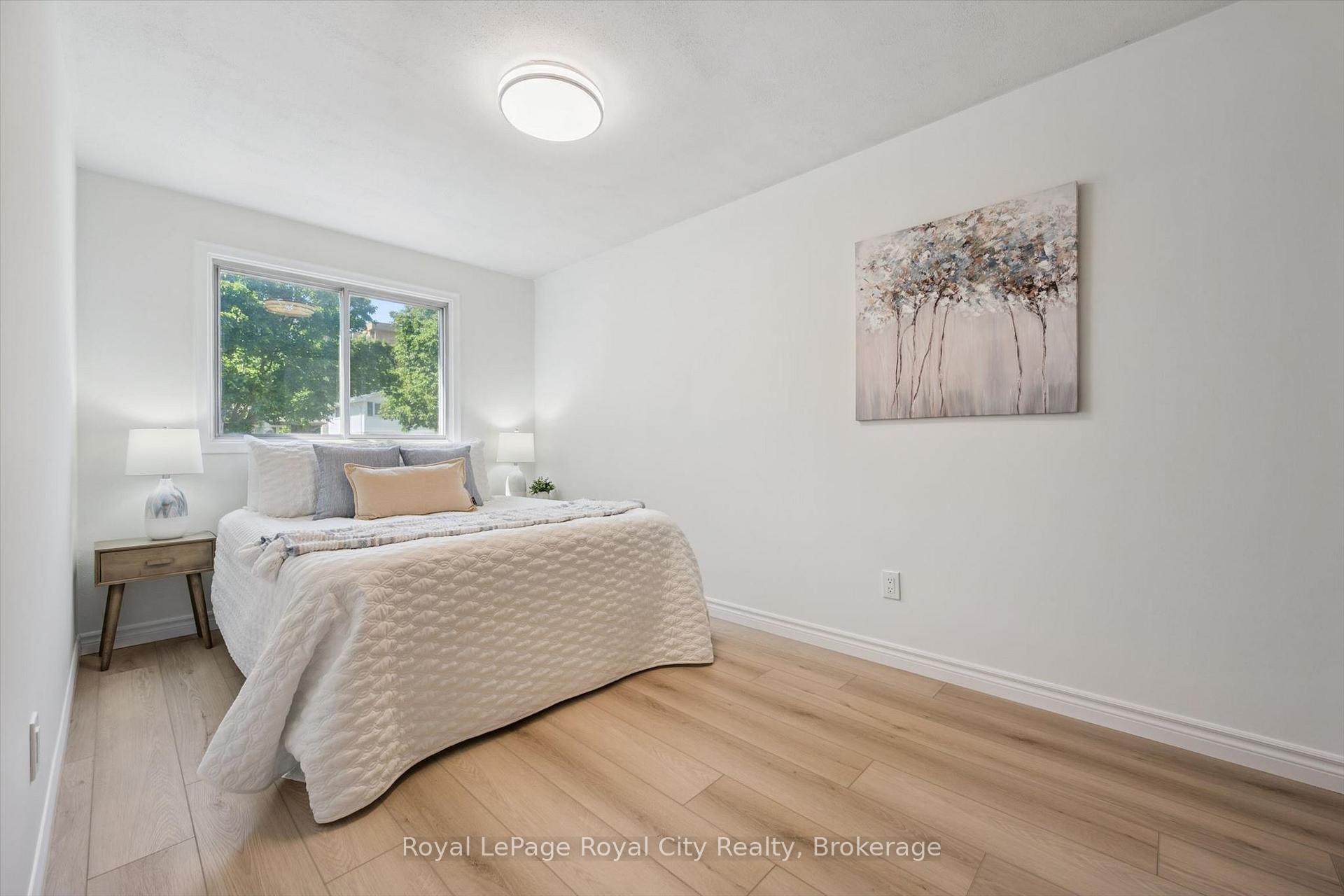 Photo 20 of 85 Sleeman Avenue, Guelph, Junction/Onward Willow — HOMEH