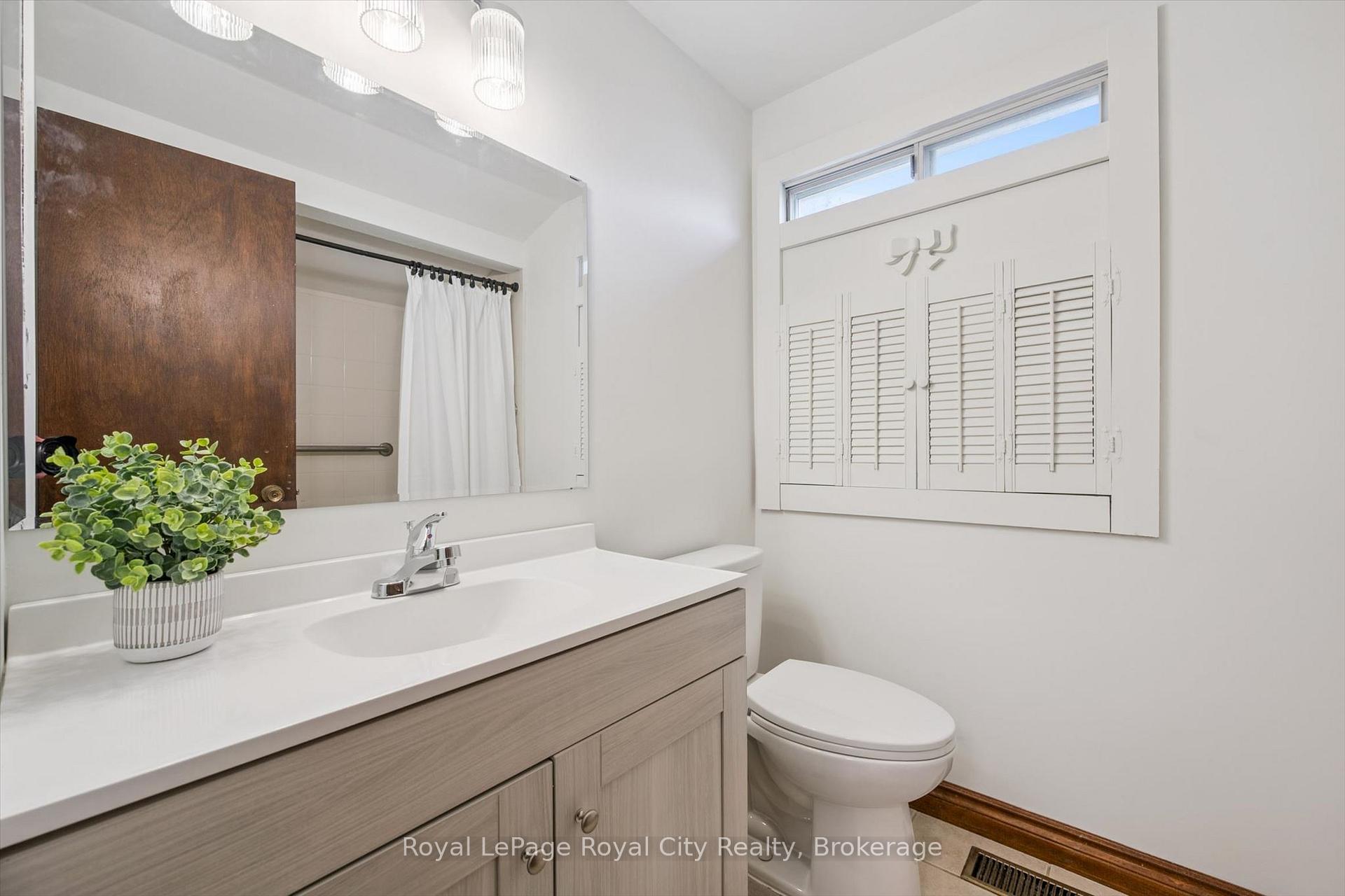 Photo 22 of 85 Sleeman Avenue, Guelph, Junction/Onward Willow — HOMEH