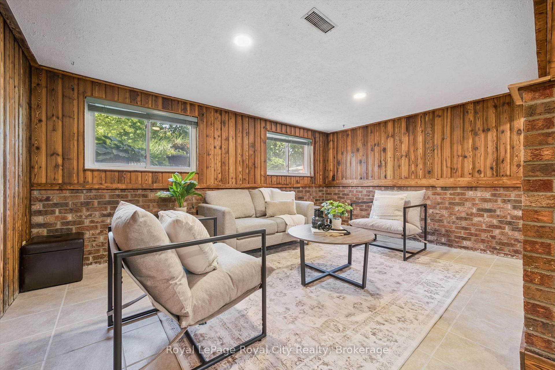 Photo 23 of 85 Sleeman Avenue, Guelph, Junction/Onward Willow — HOMEH