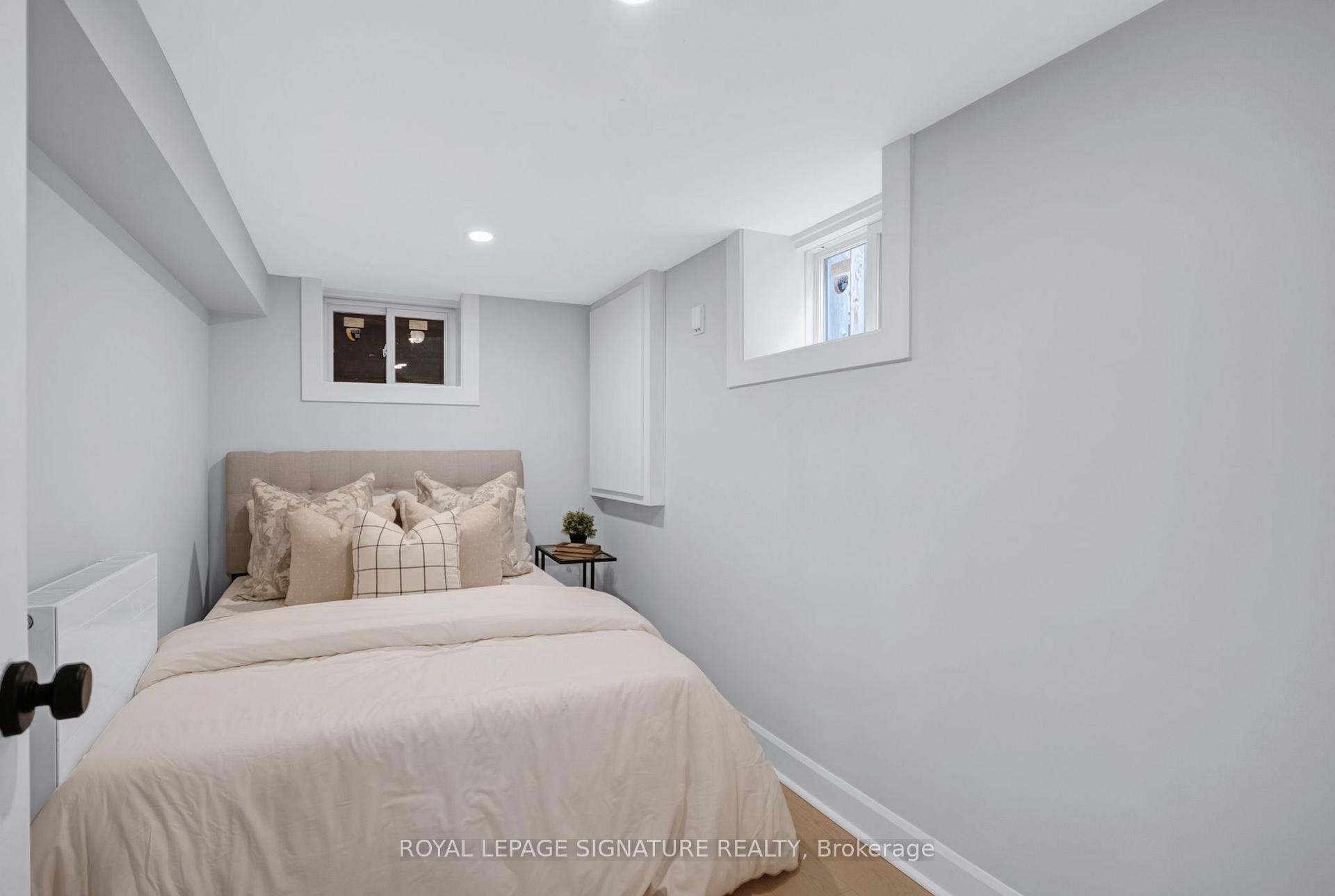Photo 28 of 124 Donlea Drive, Toronto, Leaside — HOMEH