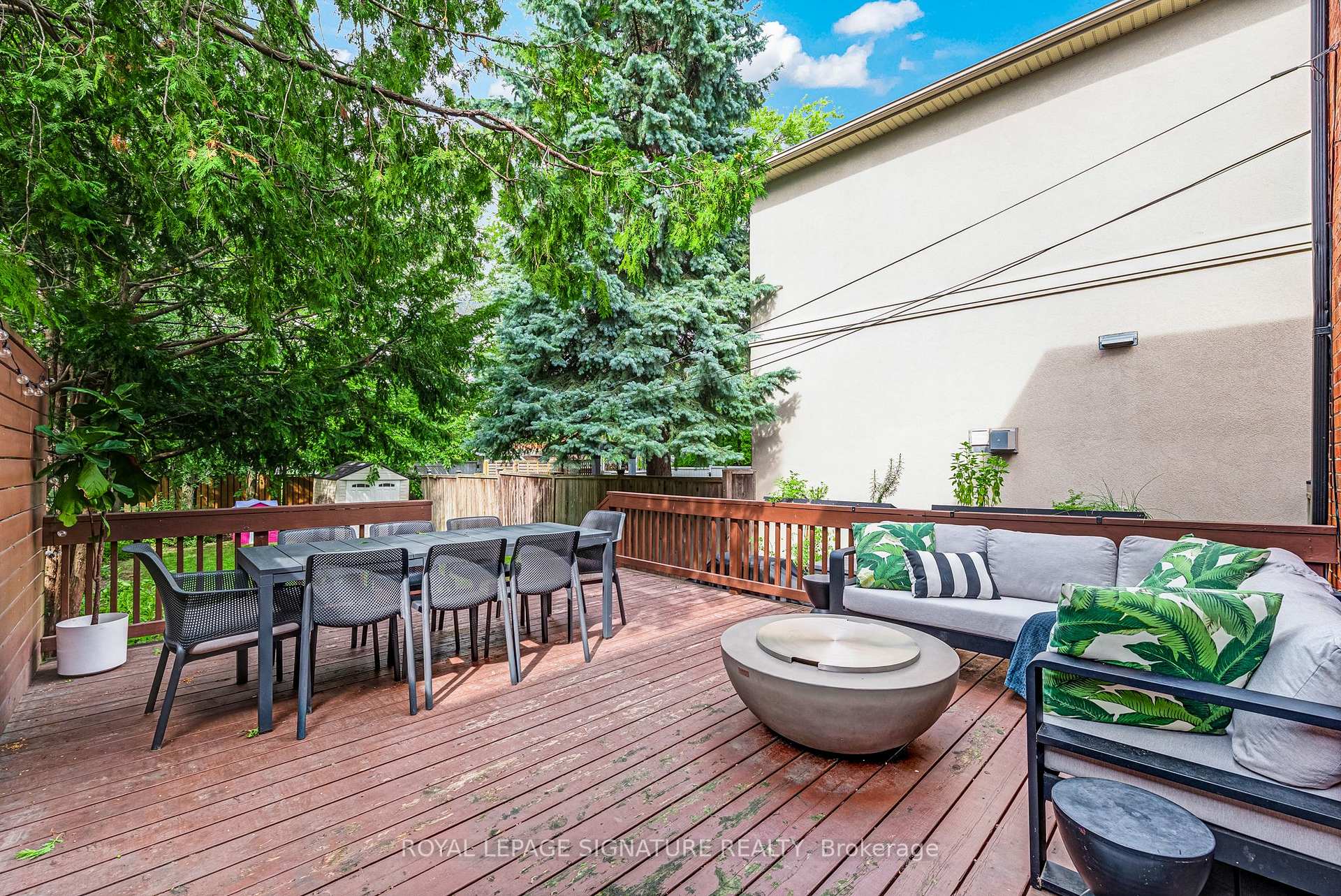 Photo 35 of 124 Donlea Drive, Toronto, Leaside — HOMEH