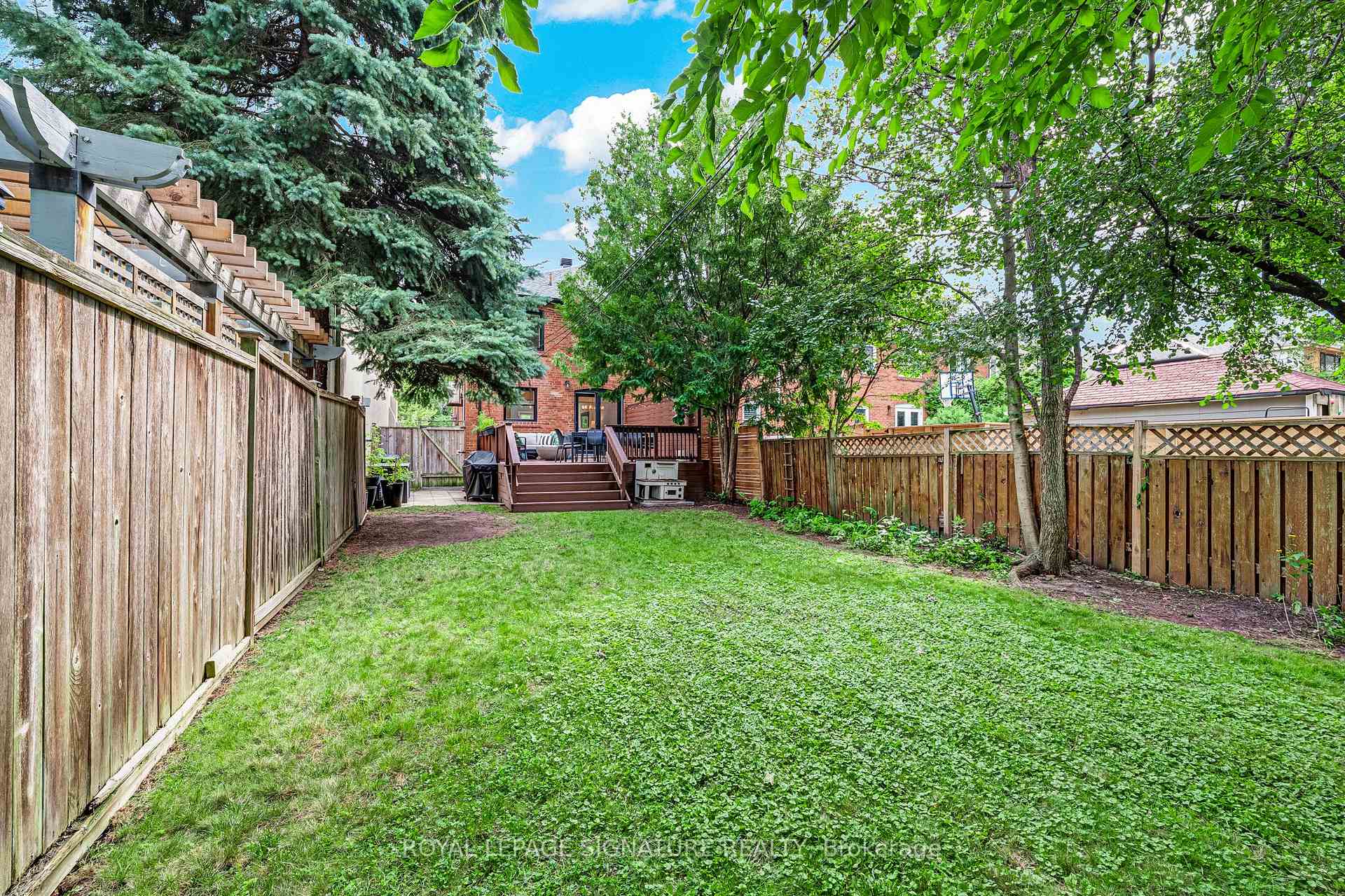 Photo 38 of 124 Donlea Drive, Toronto, Leaside — HOMEH
