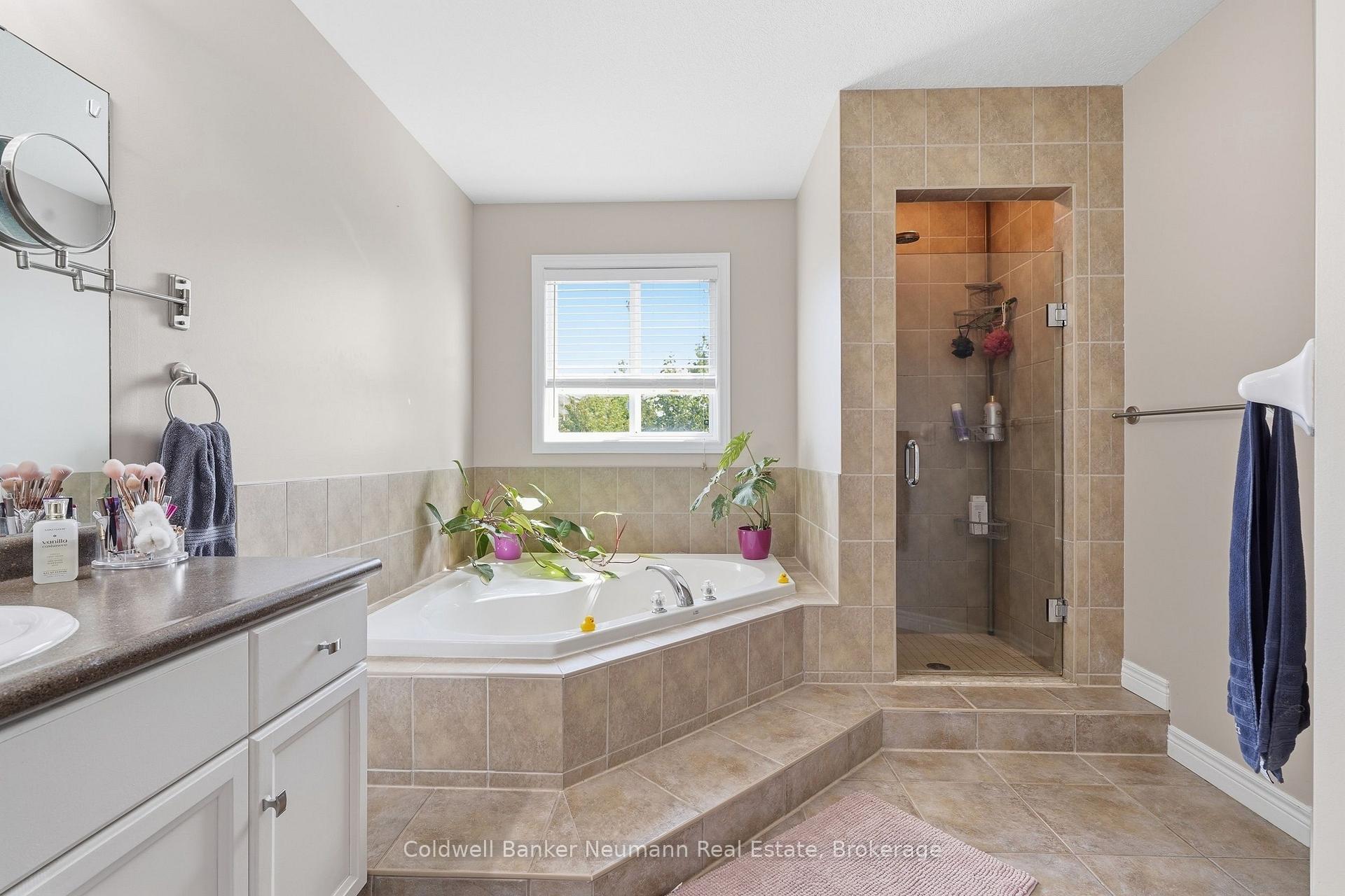 Photo 16 of 7 Henderson Drive, Guelph, Grange Road — HOMEH
