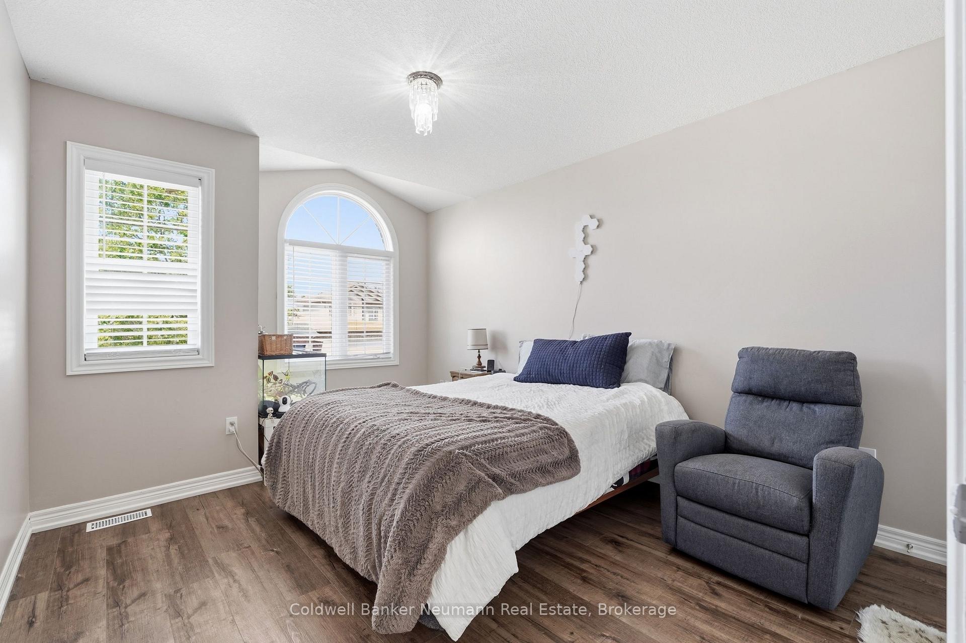 Photo 19 of 7 Henderson Drive, Guelph, Grange Road — HOMEH