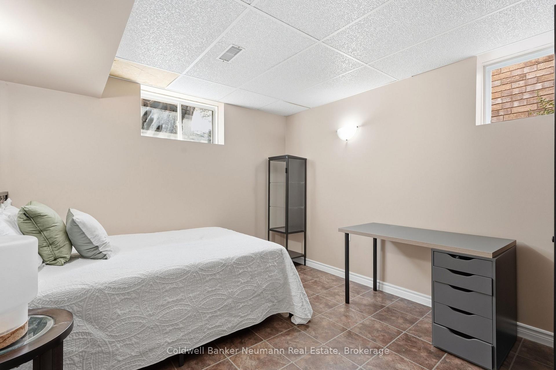 Photo 28 of 7 Henderson Drive, Guelph, Grange Road — HOMEH