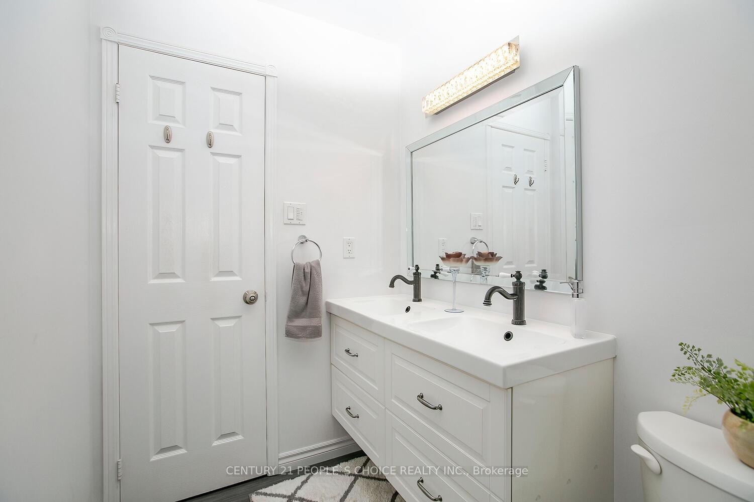 Photo 24 of 18 Hood Crescent, Brampton, Fletcher's West — HOMEH