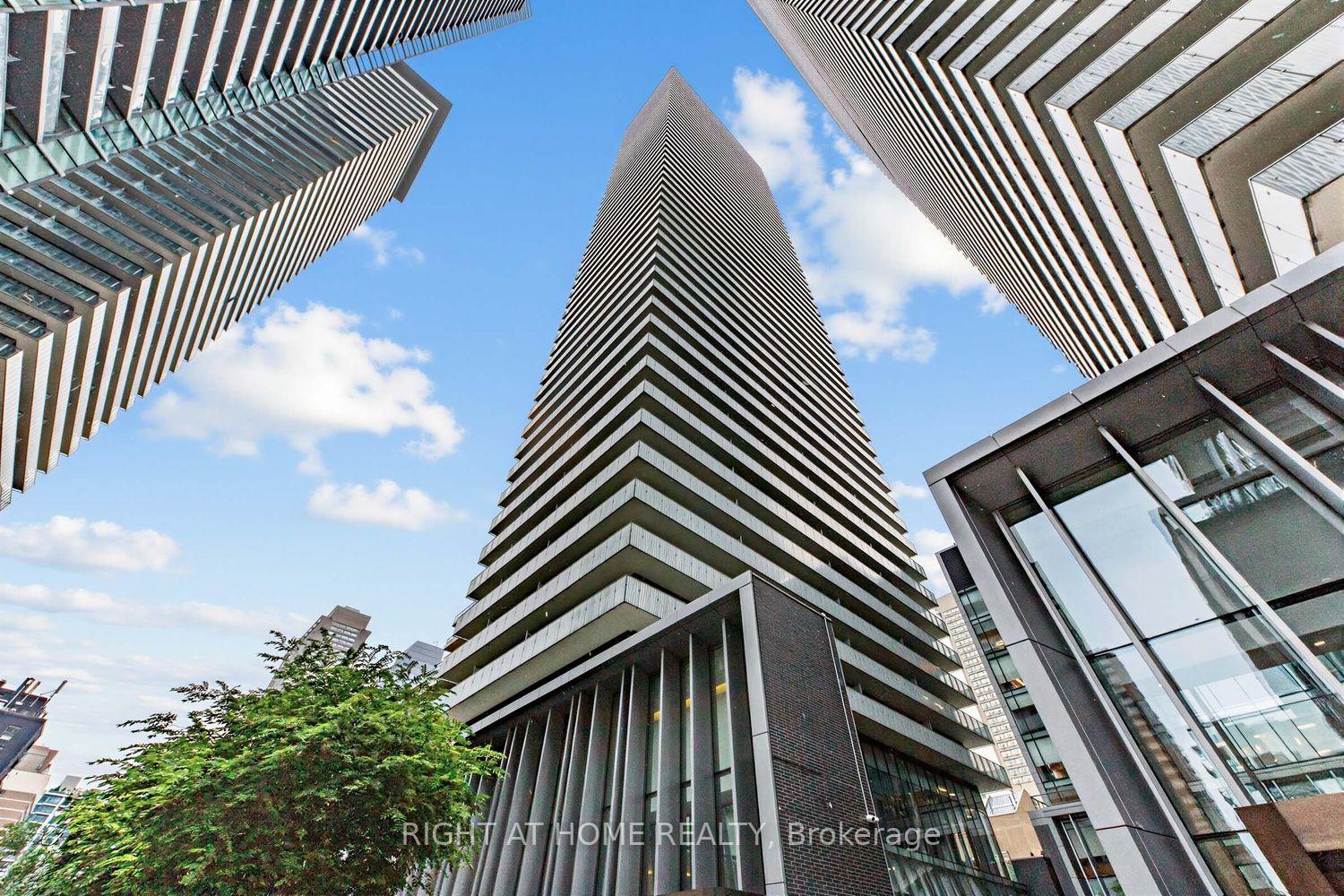 Photo of Unit 3408, 42 Charles Street E