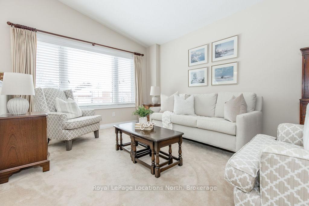 Photo 3 of 40 Fairway Crescent, Wasaga Beach — HOMEH