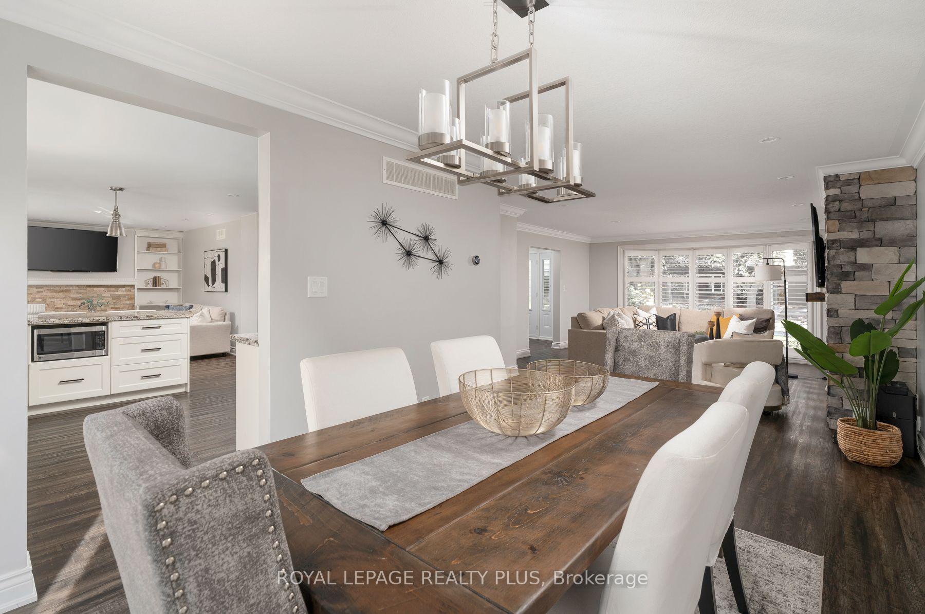 Photo 19 of 20 San Marino Crescent, Hamilton, Mountview — HOMEH
