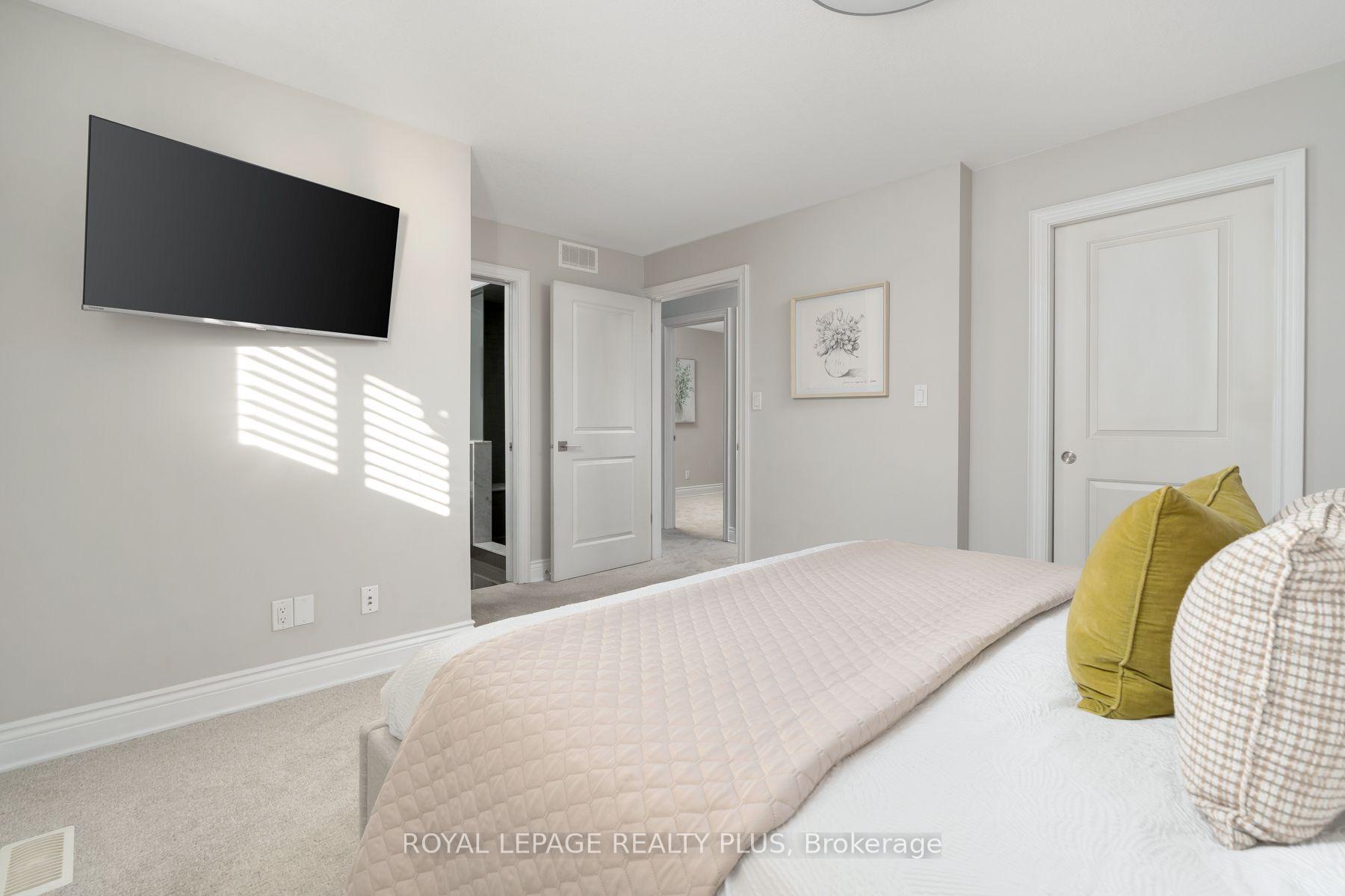 Photo 26 of 20 San Marino Crescent, Hamilton, Mountview — HOMEH
