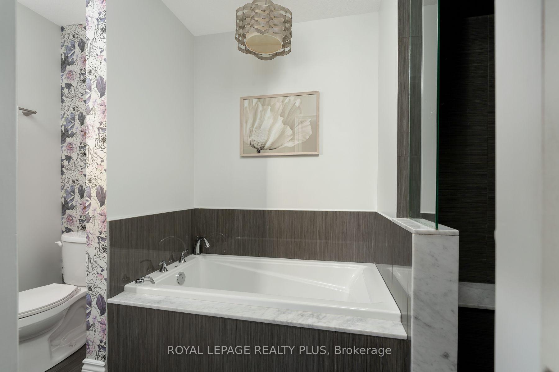 Photo 27 of 20 San Marino Crescent, Hamilton, Mountview — HOMEH