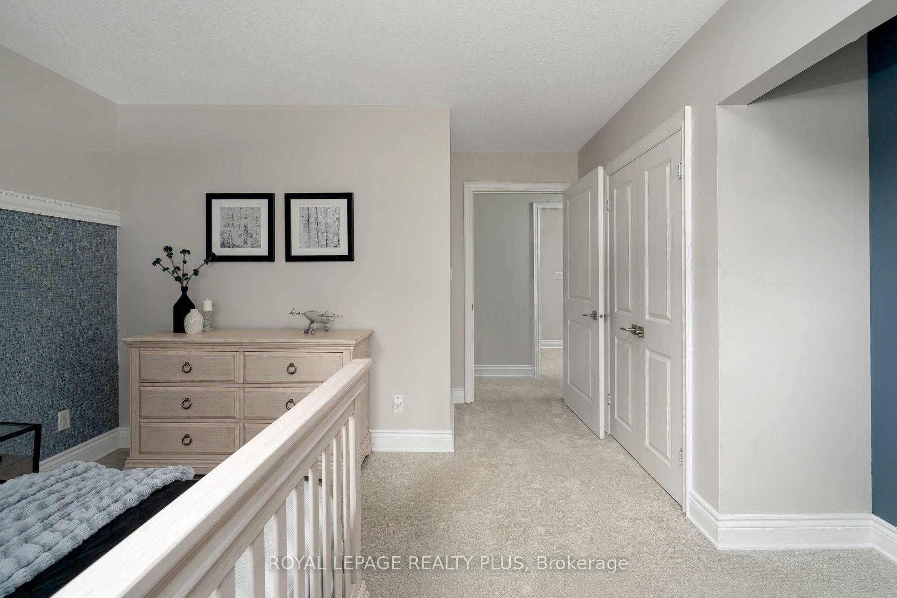 Photo 32 of 20 San Marino Crescent, Hamilton, Mountview — HOMEH