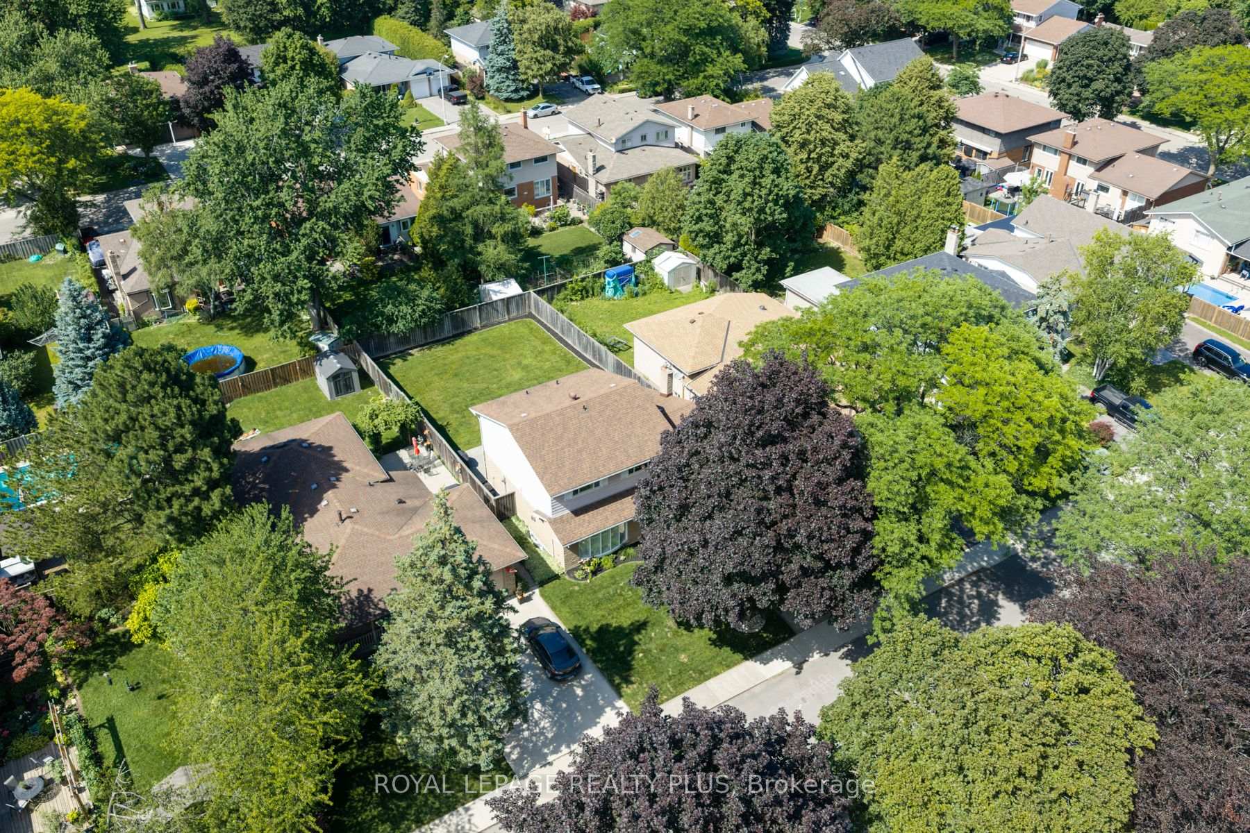 Photo 47 of 20 San Marino Crescent, Hamilton, Mountview — HOMEH