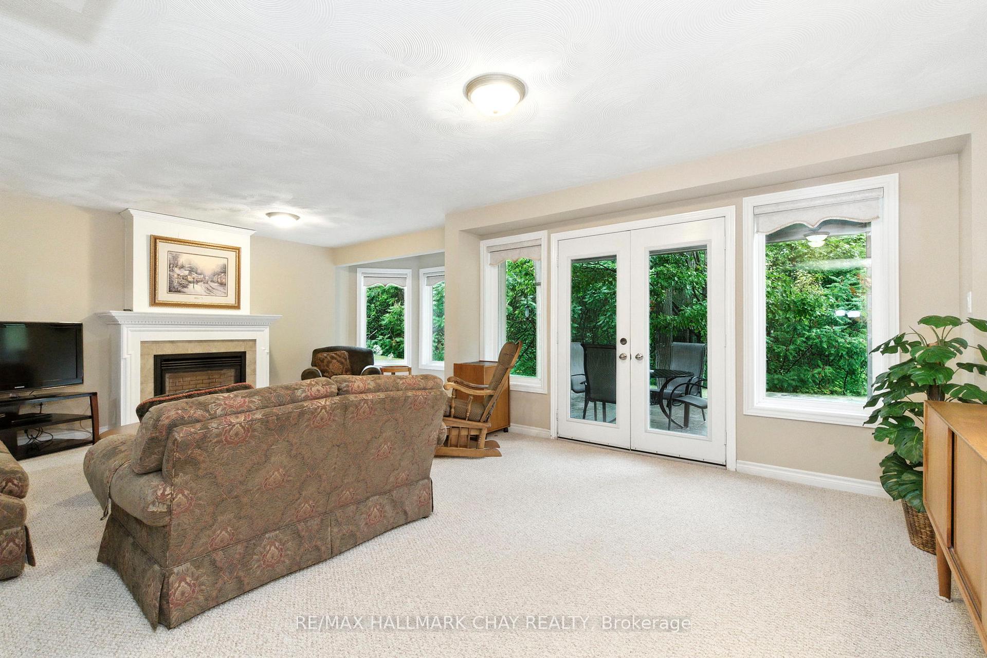 Photo 19 of 32 Valleycrest Drive, Oro-Medonte, Horseshoe Valley — HOMEH