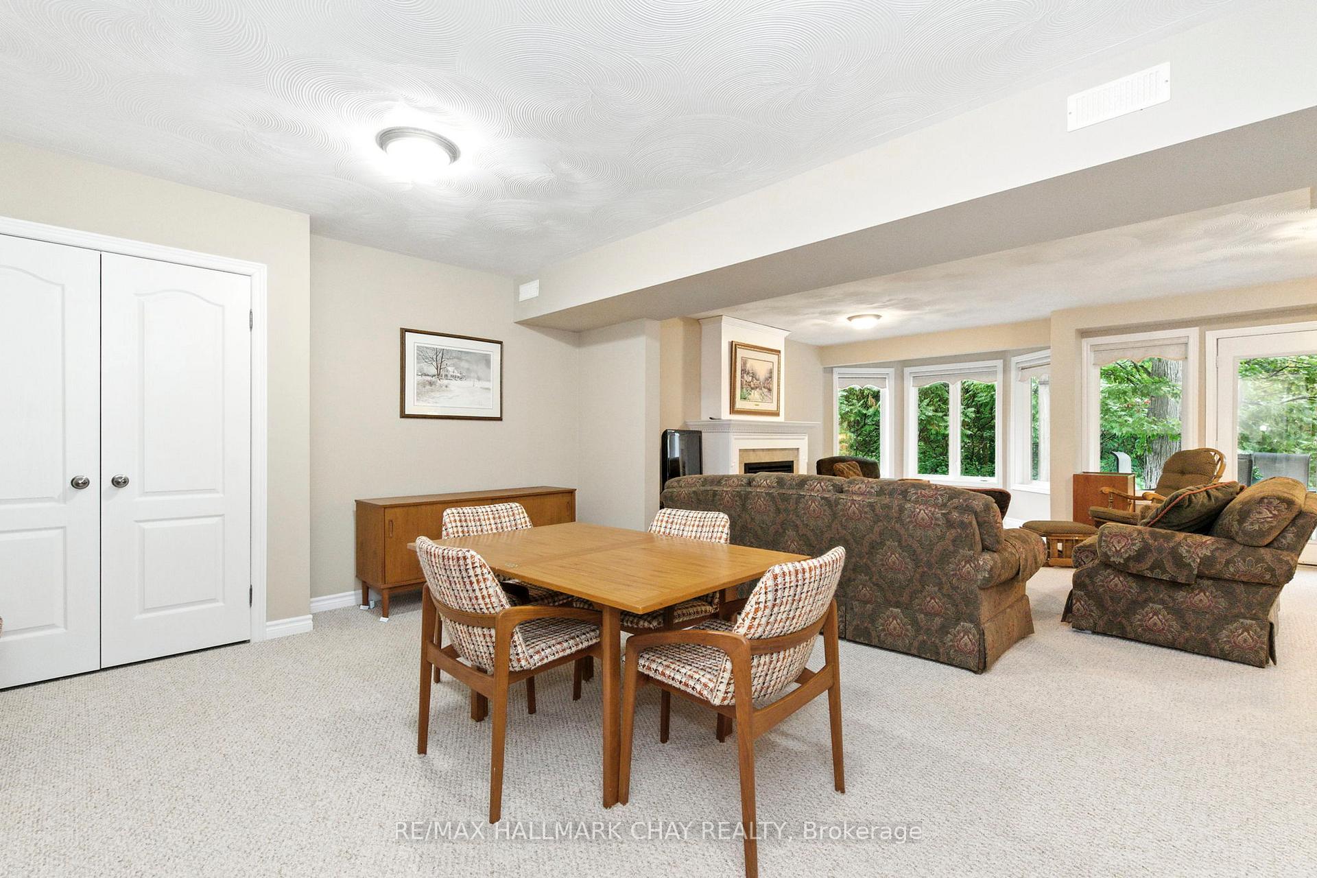 Photo 23 of 32 Valleycrest Drive, Oro-Medonte, Horseshoe Valley — HOMEH