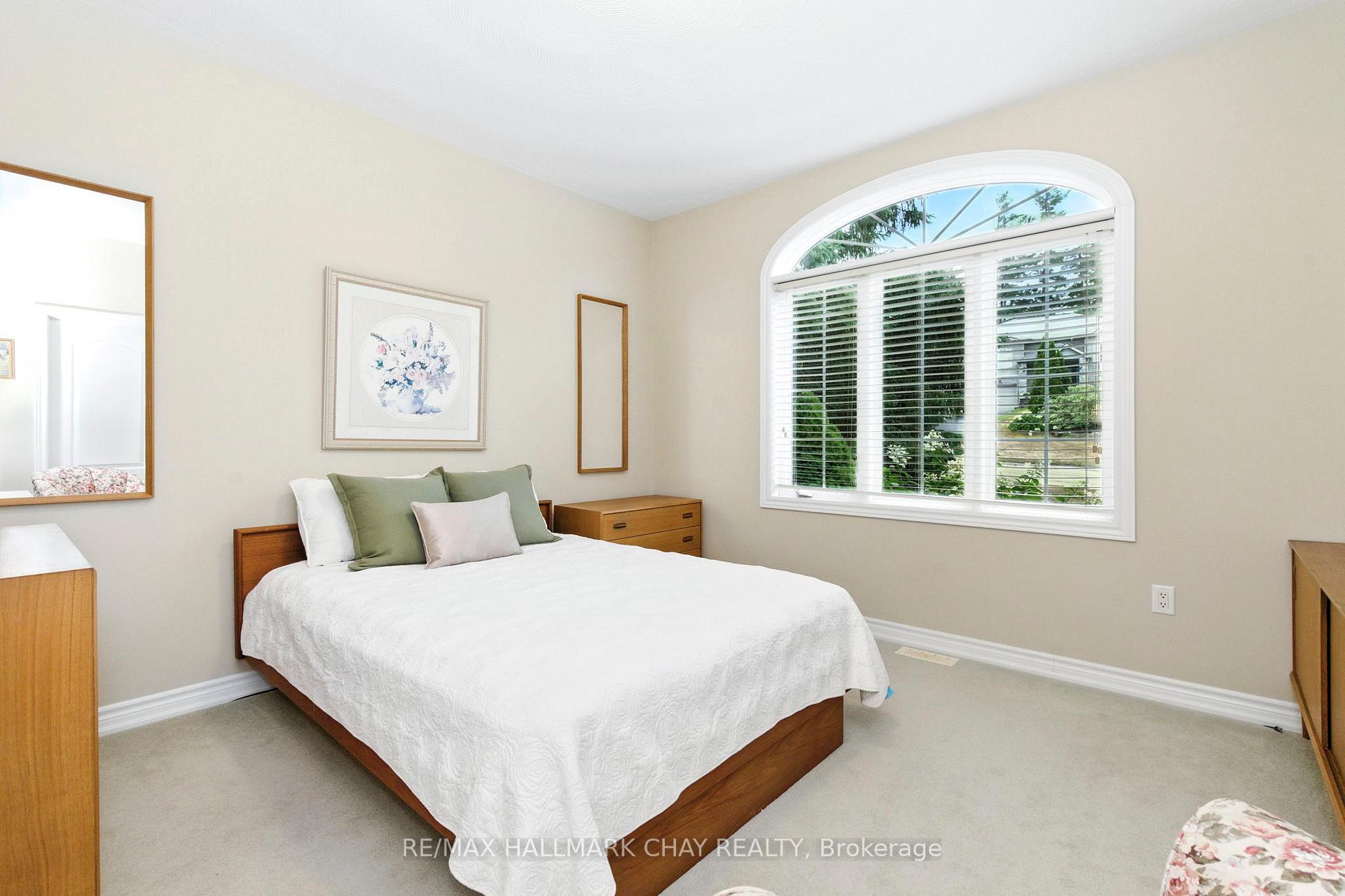 Photo 30 of 32 Valleycrest Drive, Oro-Medonte, Horseshoe Valley — HOMEH
