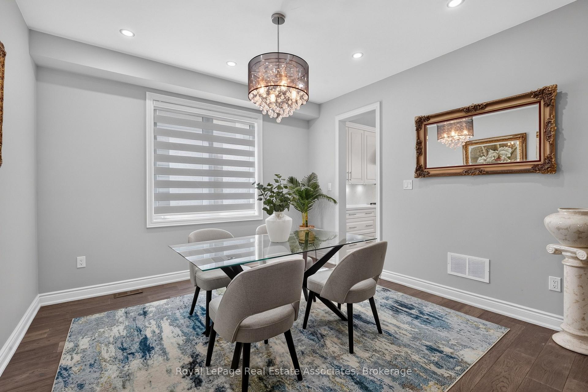 Photo 5 of 48 Harpin Way E, Centre Wellington, Fergus — HOMEH