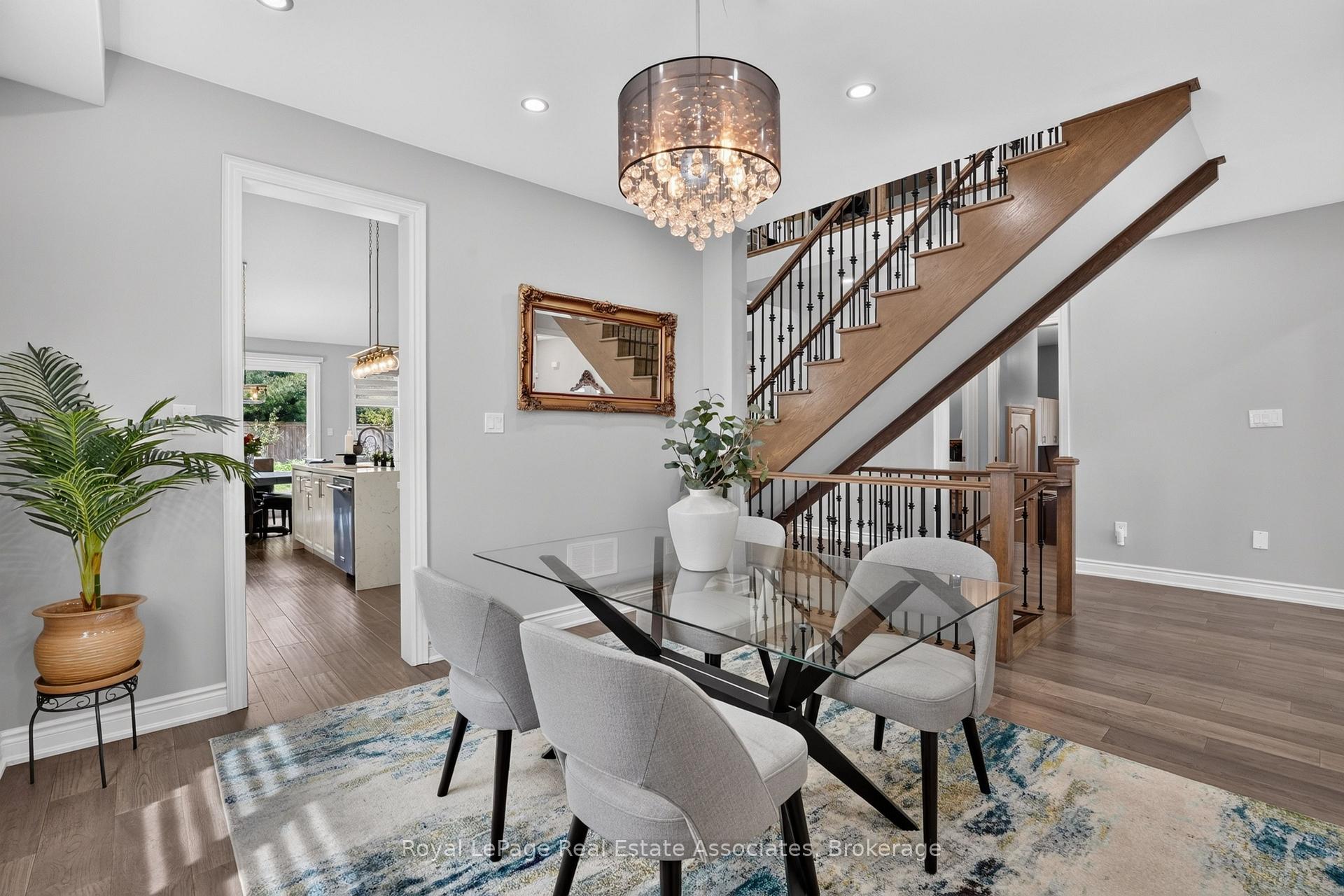 Photo 6 of 48 Harpin Way E, Centre Wellington, Fergus — HOMEH