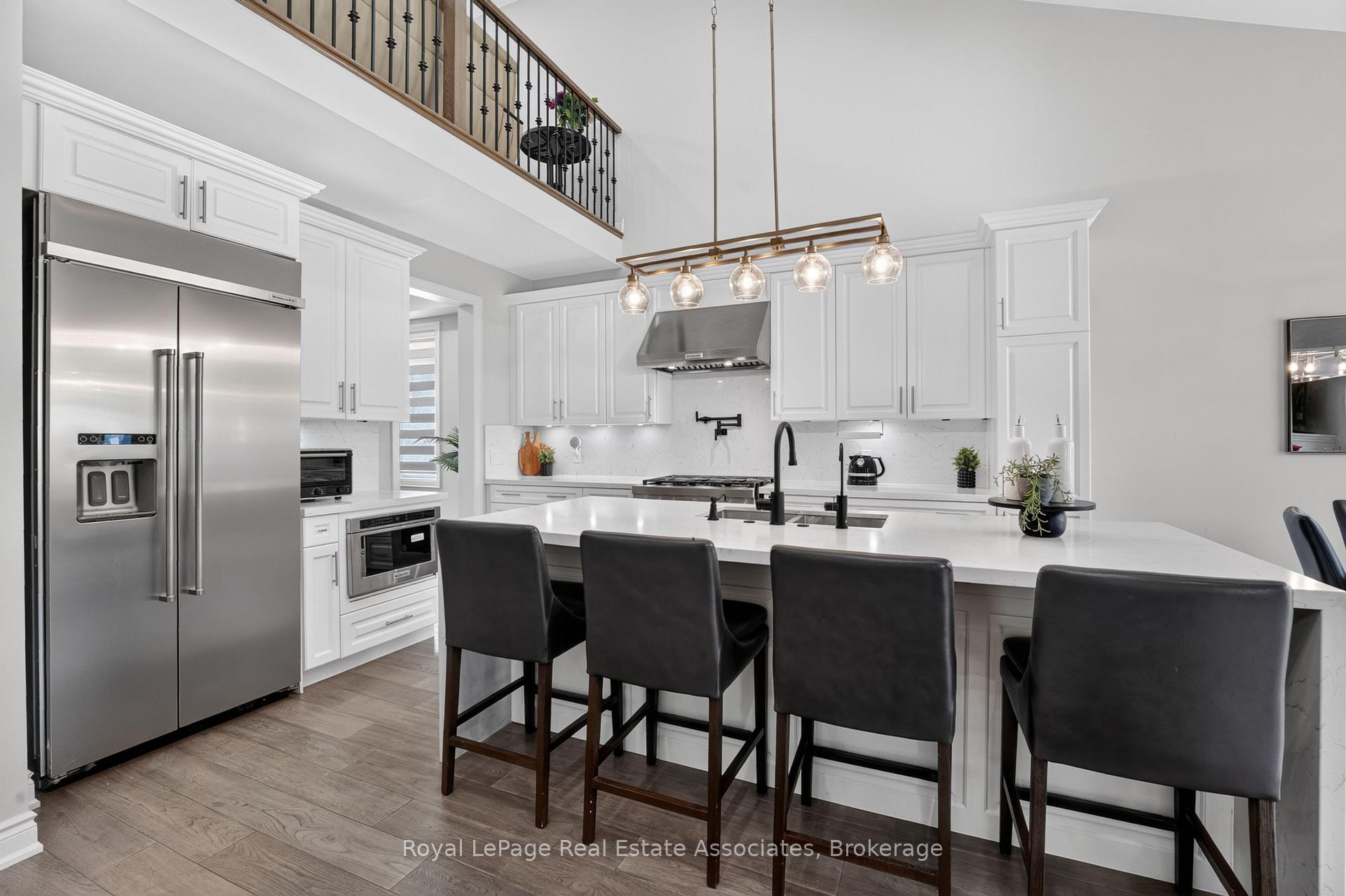 Photo 8 of 48 Harpin Way E, Centre Wellington, Fergus — HOMEH