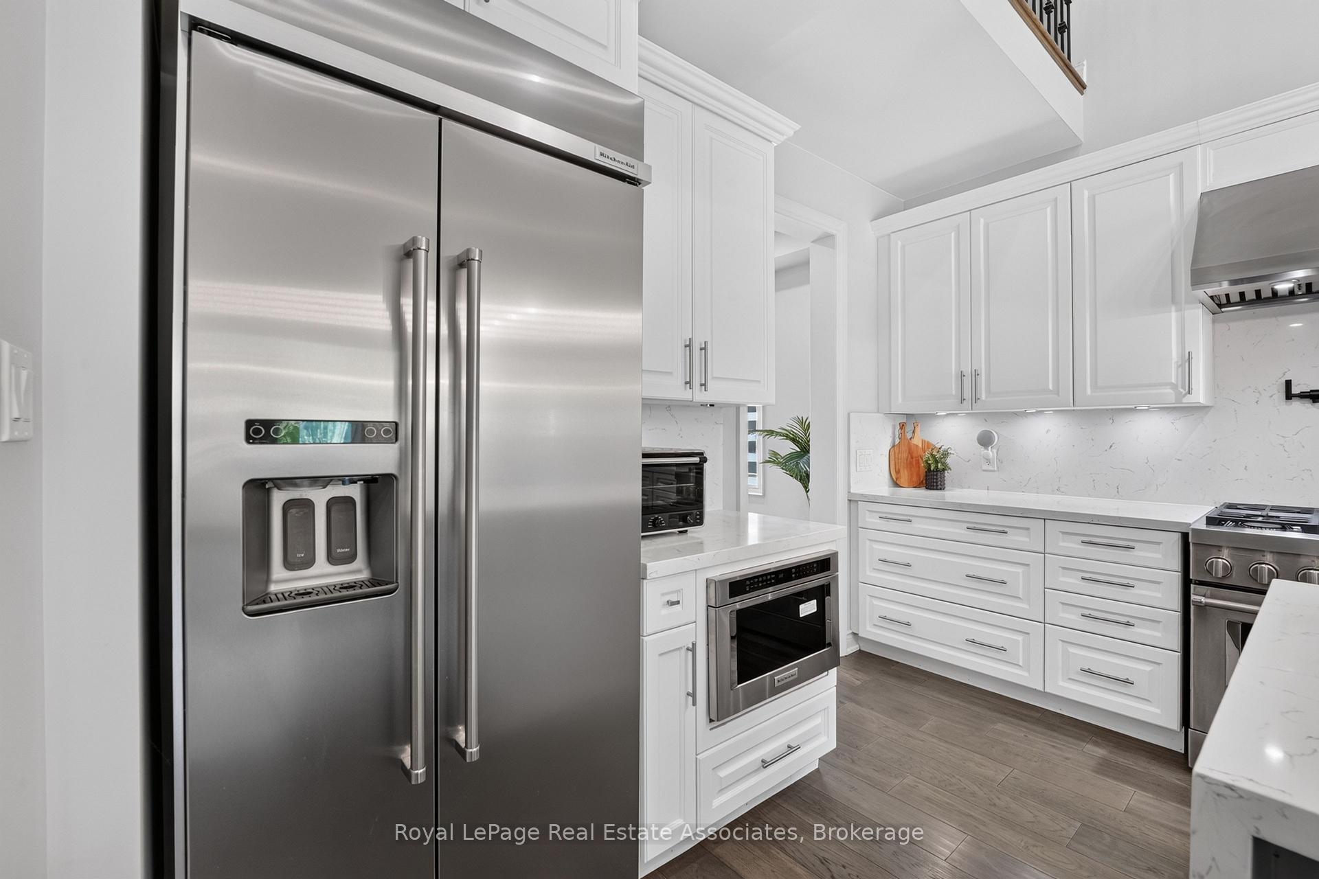 Photo 9 of 48 Harpin Way E, Centre Wellington, Fergus — HOMEH