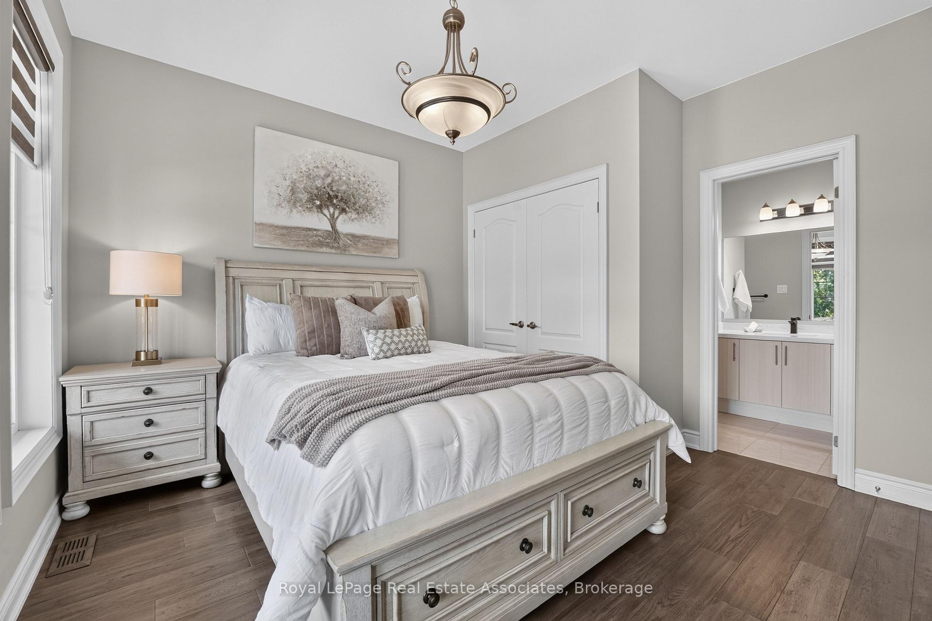 Photo 28 of 48 Harpin Way E, Centre Wellington, Fergus — HOMEH