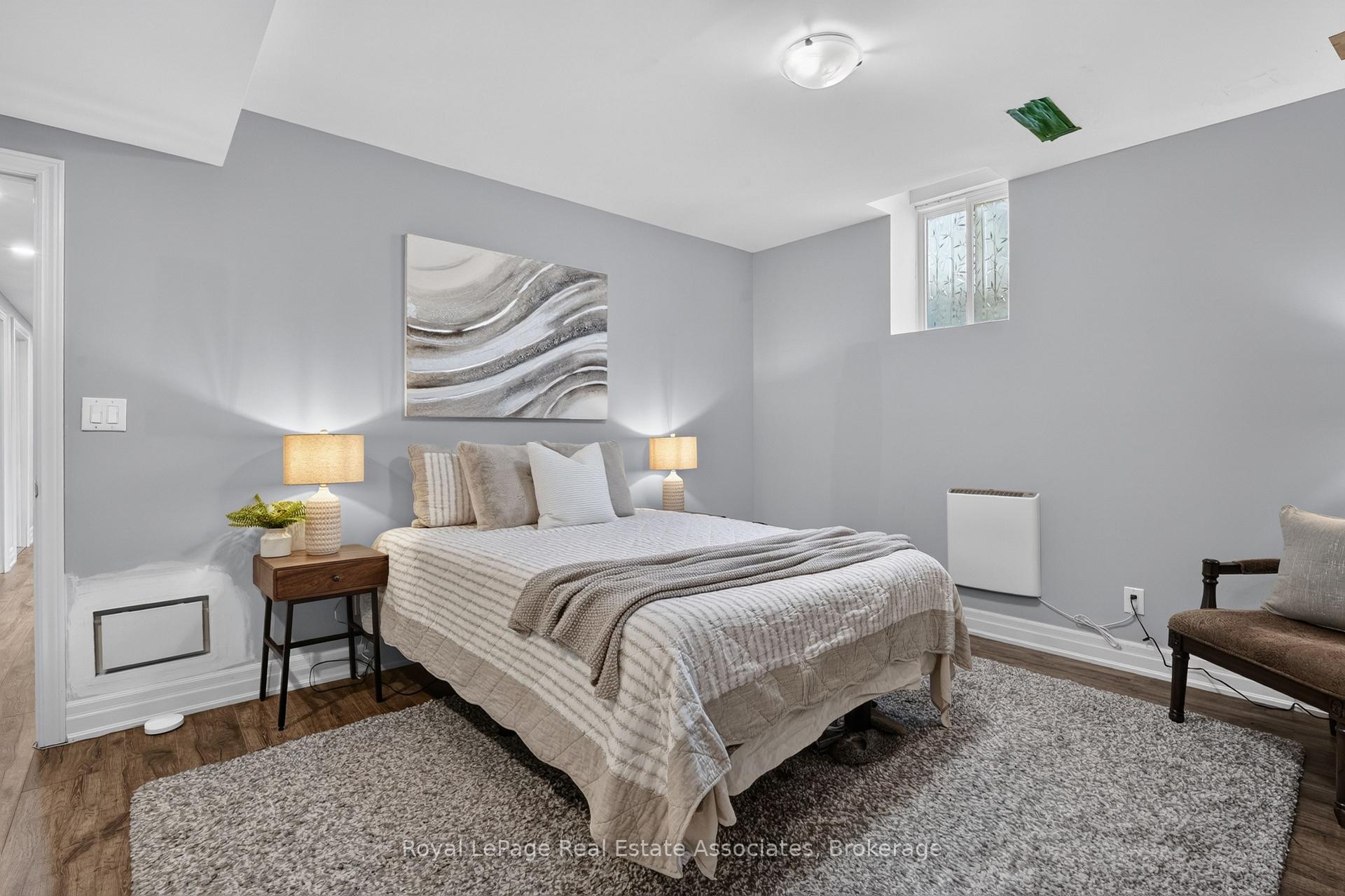 Photo 43 of 48 Harpin Way E, Centre Wellington, Fergus — HOMEH
