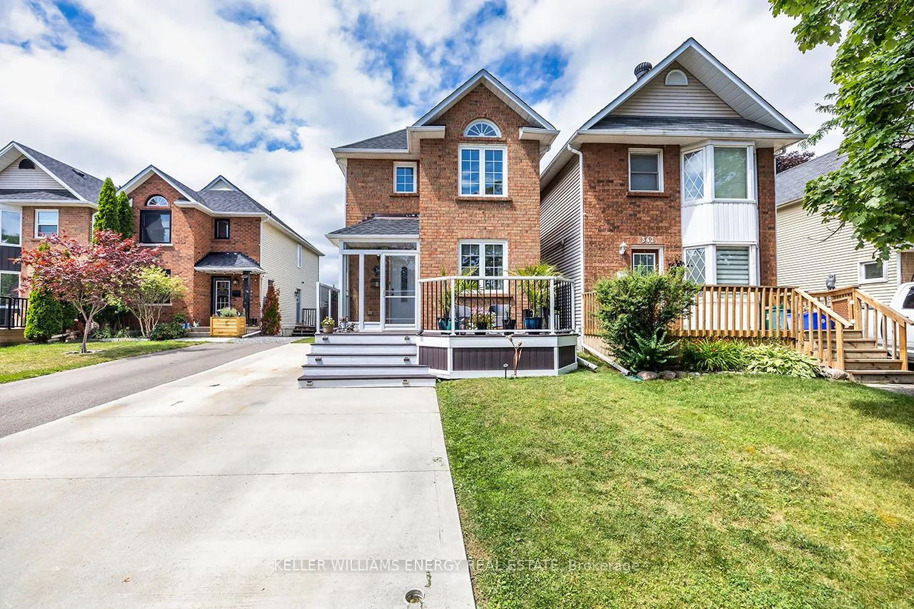 Photo 2 of 340 Pompano Court, Oshawa, Samac — HOMEH
