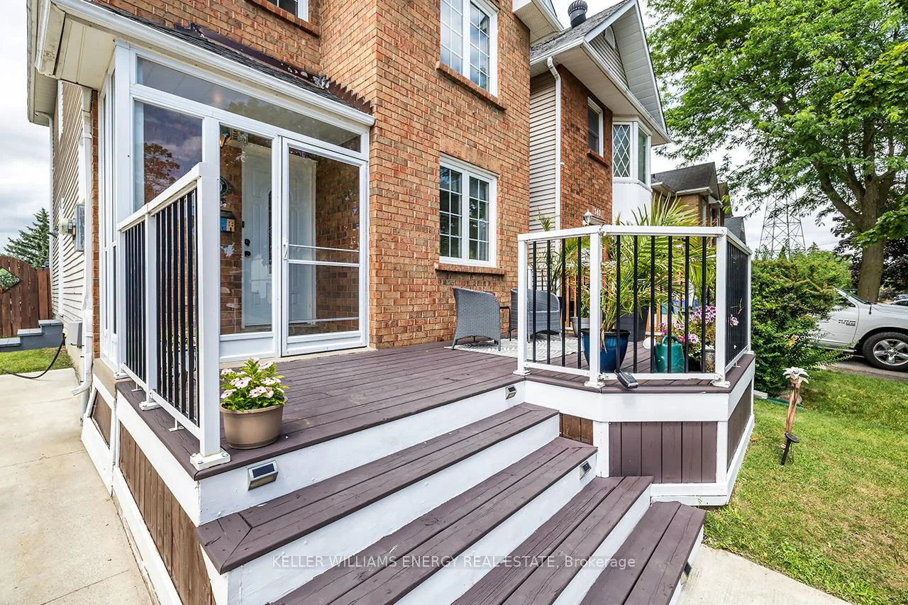 Photo 12 of 340 Pompano Court, Oshawa, Samac — HOMEH
