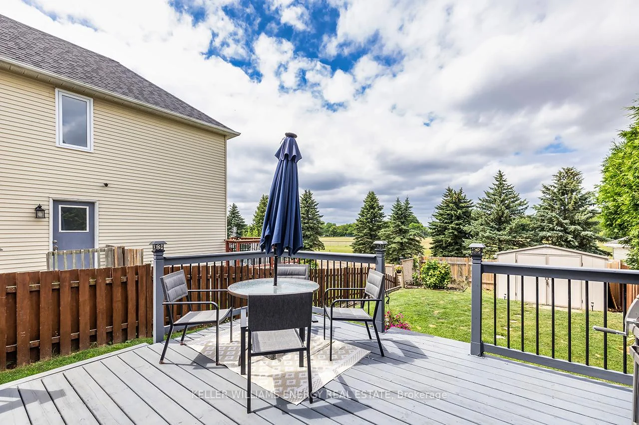 Photo 61 of 340 Pompano Court, Oshawa, Samac — HOMEH