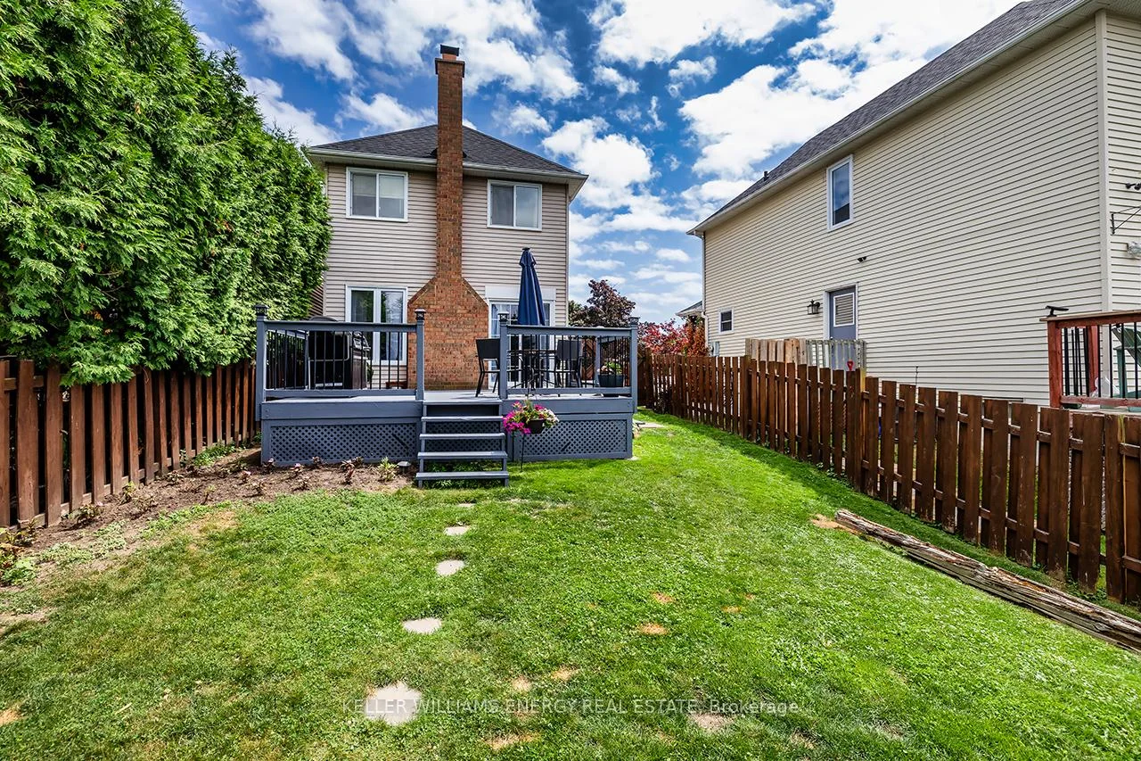 Photo 67 of 340 Pompano Court, Oshawa, Samac — HOMEH