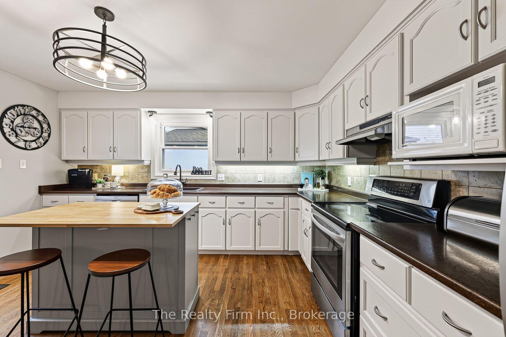 Photo 29 of 55 Mason Drive, Ingersoll, Ingersoll - South — HOMEH